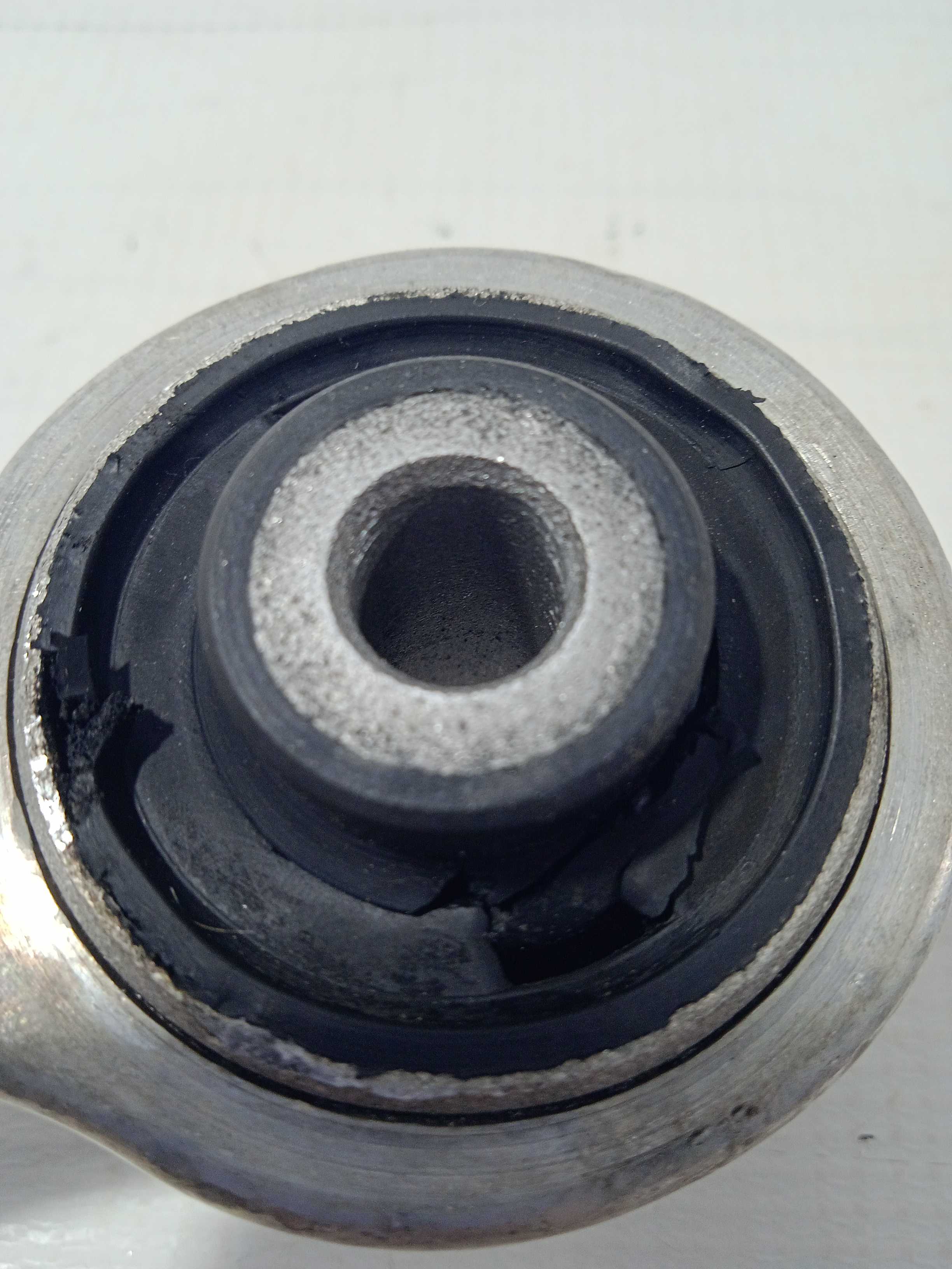 Braço Suspensão Superior Posterior D.esq Audi A4 Passat 3