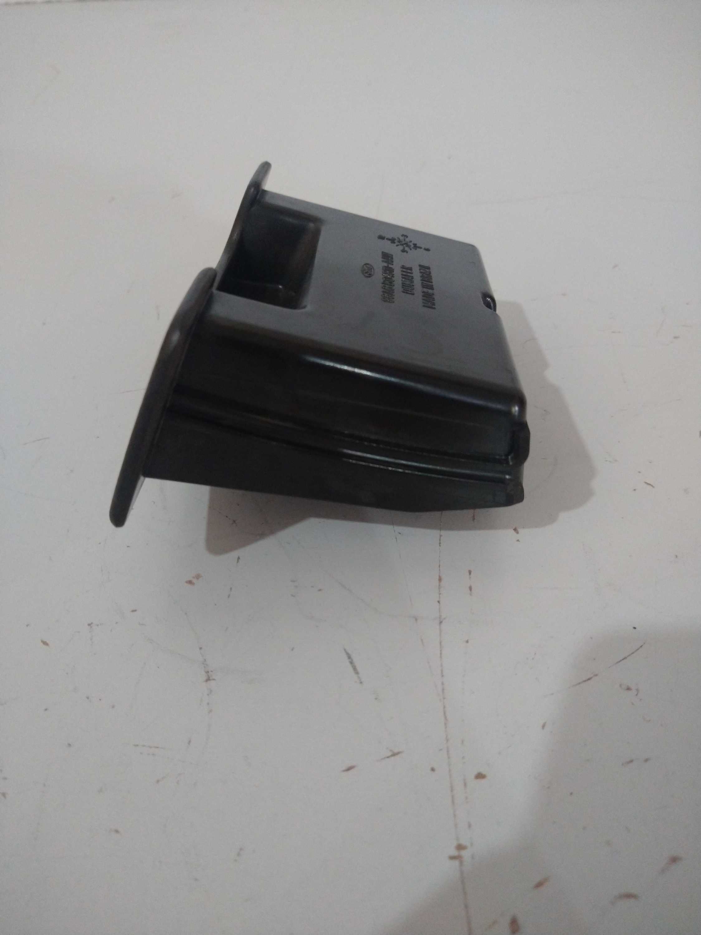 Cinzeiro Escort Verona Apolo 86 A 96 Usado Original