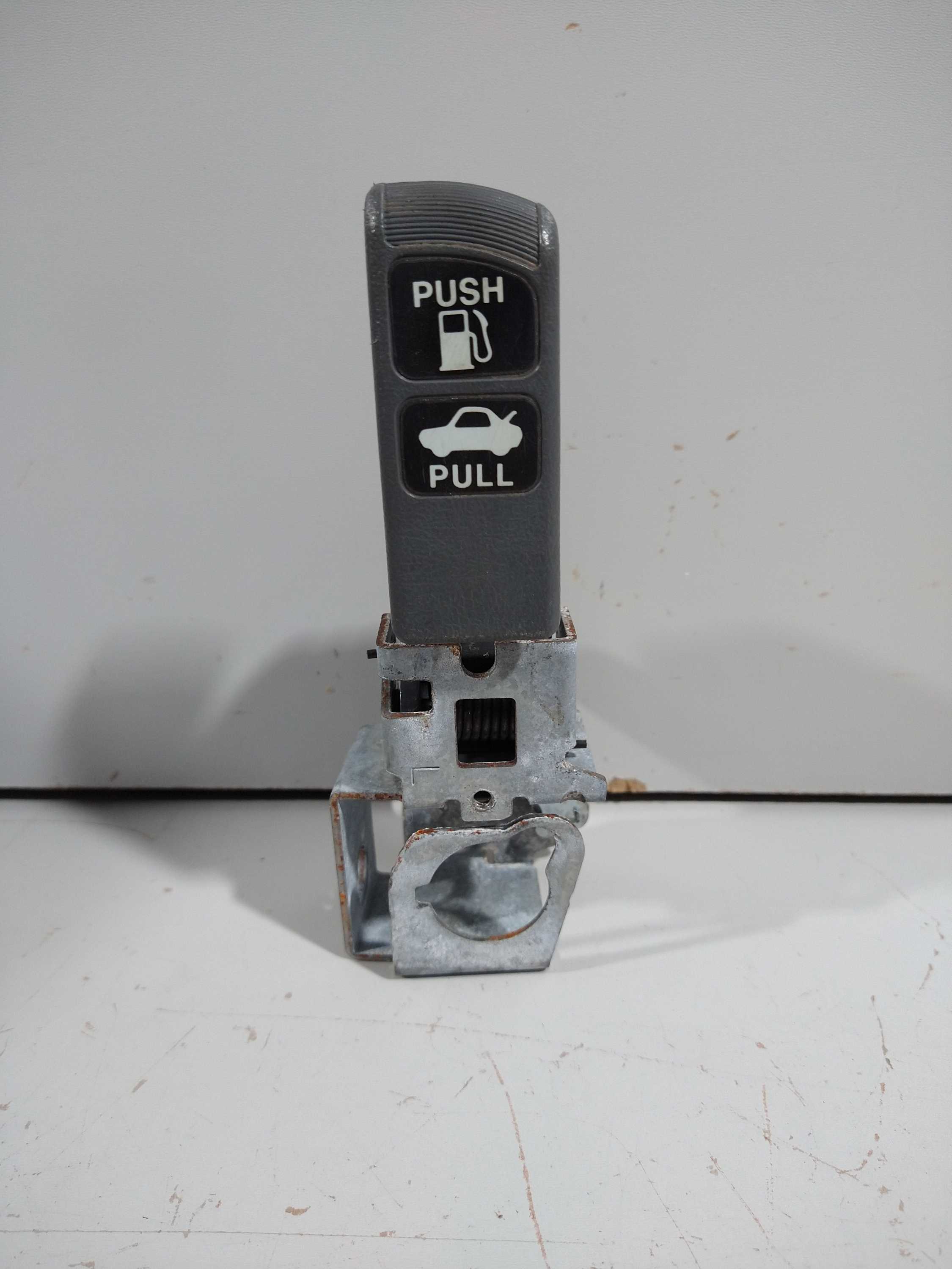 Puxador Interno Porta Malas, Tampa Gasolina Accord 06 Usado