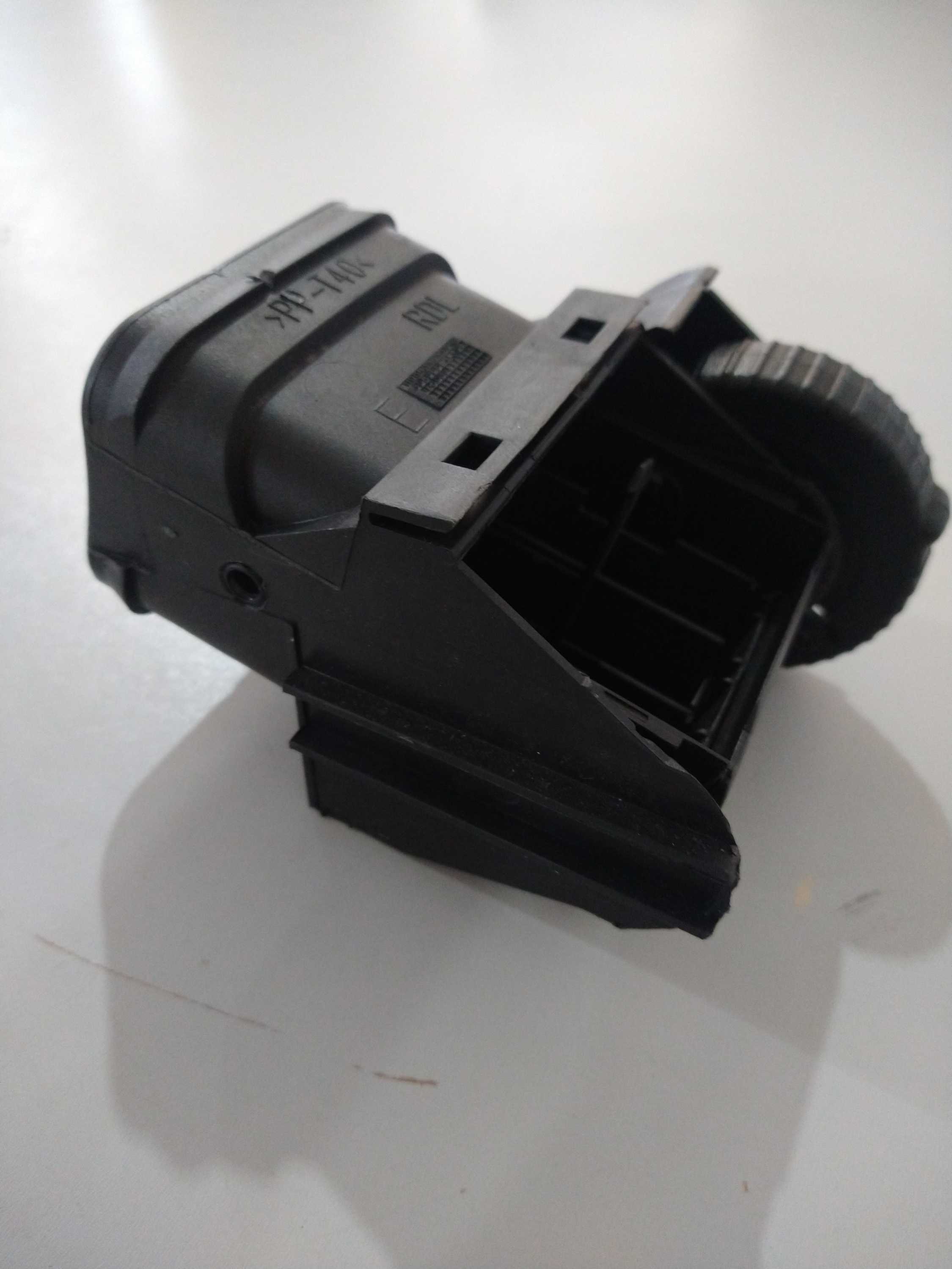 Difusor De Ar Do Lado Esquerdo Corsa 98 Usado Original 4
