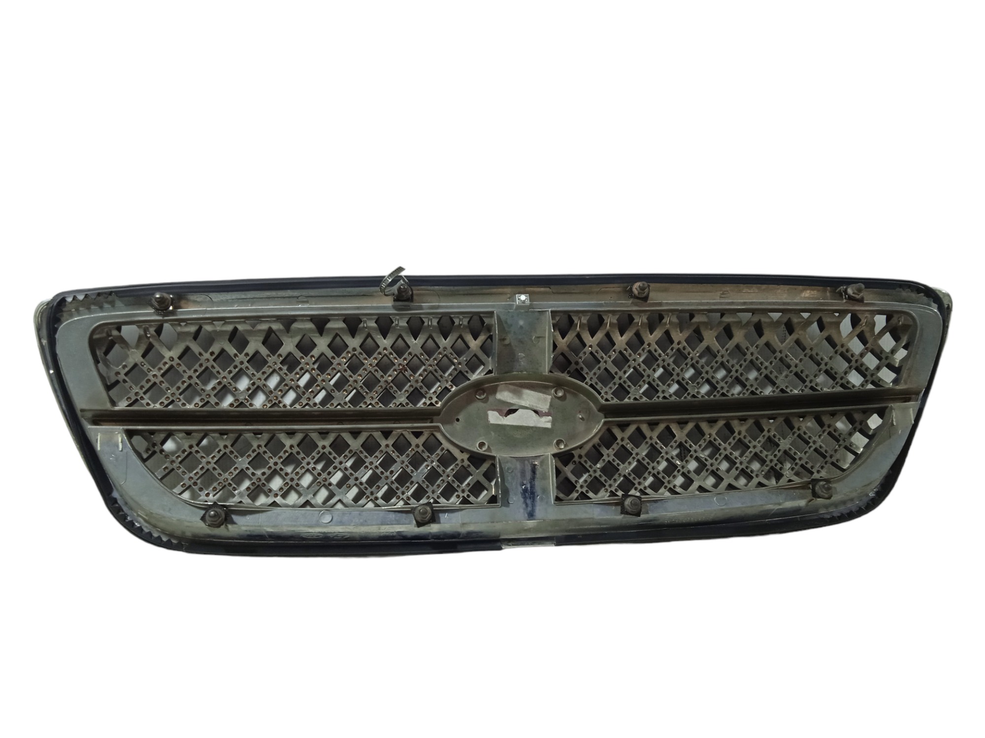 Grade Frontal Para-choque Kia Carnival 2006 Usado  Preto 3