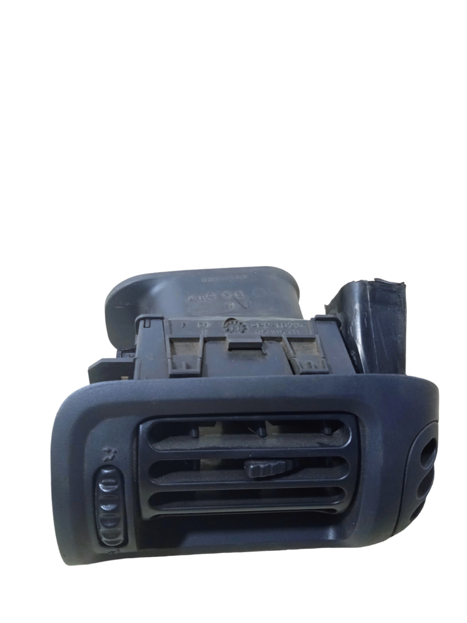 Difusor De Ar Painel Renault Clio Lado Direito 5
