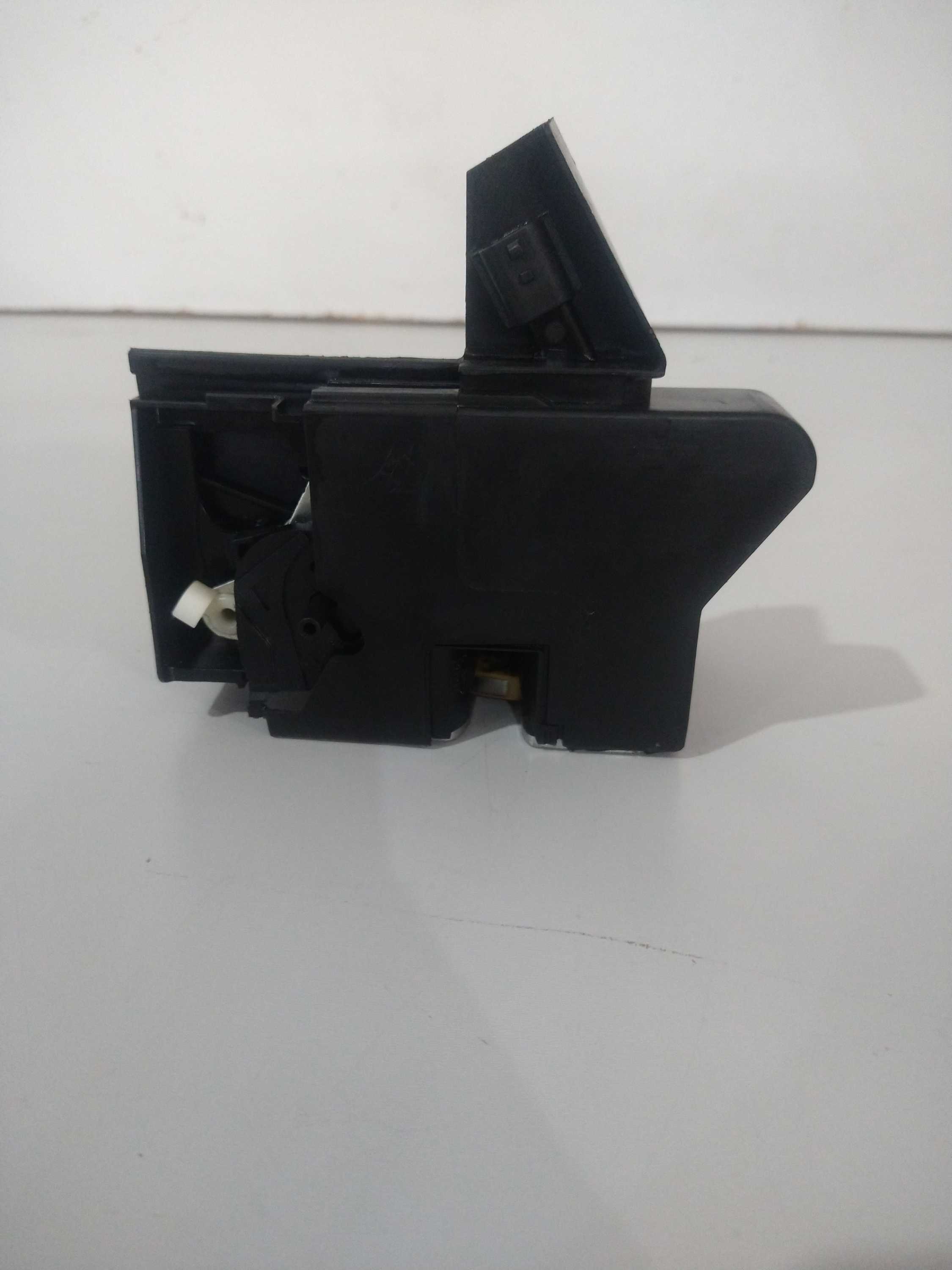 Fechadura Elétrica Traseira L/d Sandero 2016 Usado Original 2