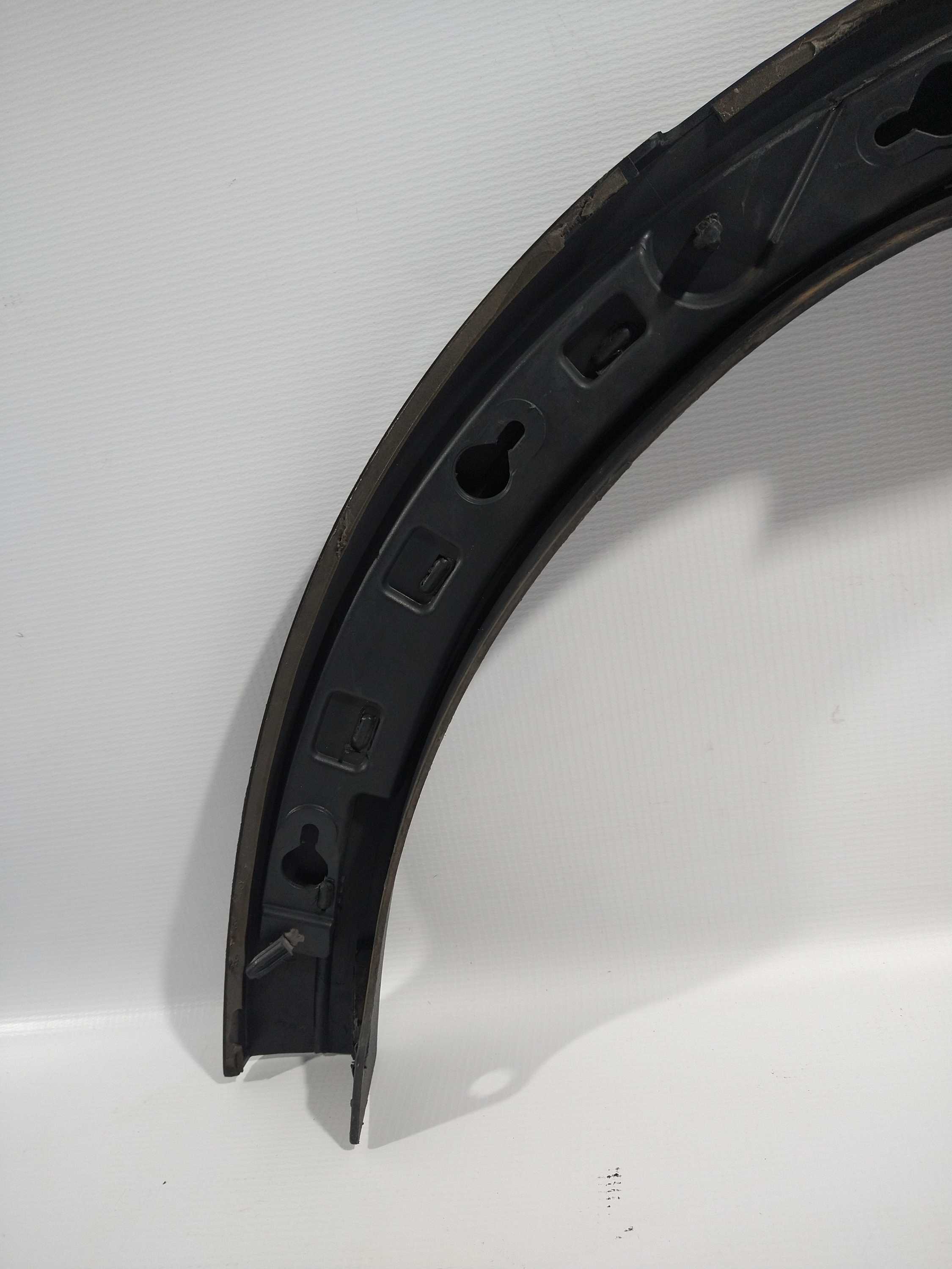 Aplique Lateral Traseira Direita Volvo Xc90 2010 Usado Ori 6