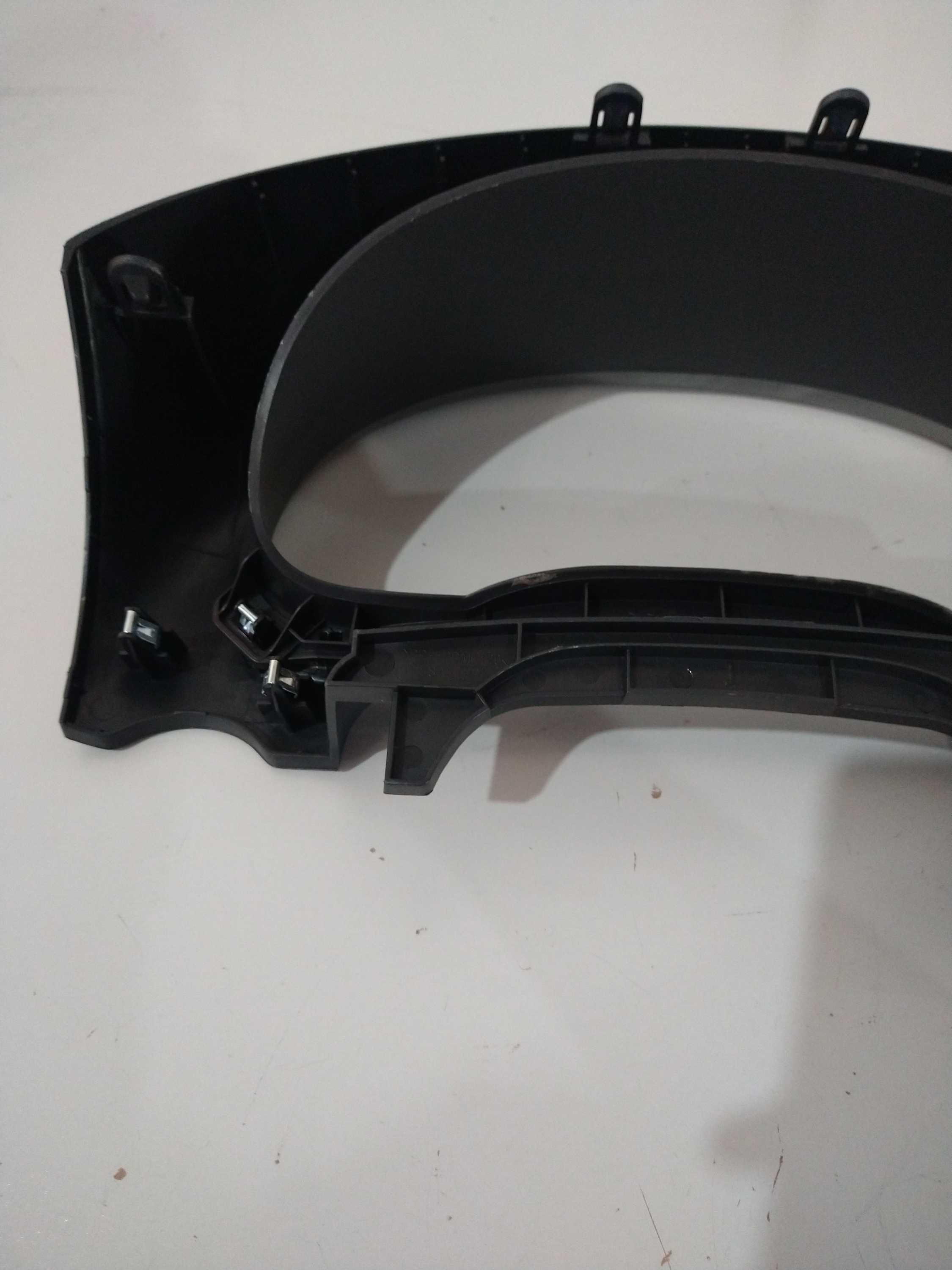 Moldura Acabamento Velocímetro March 2014 Usado Original