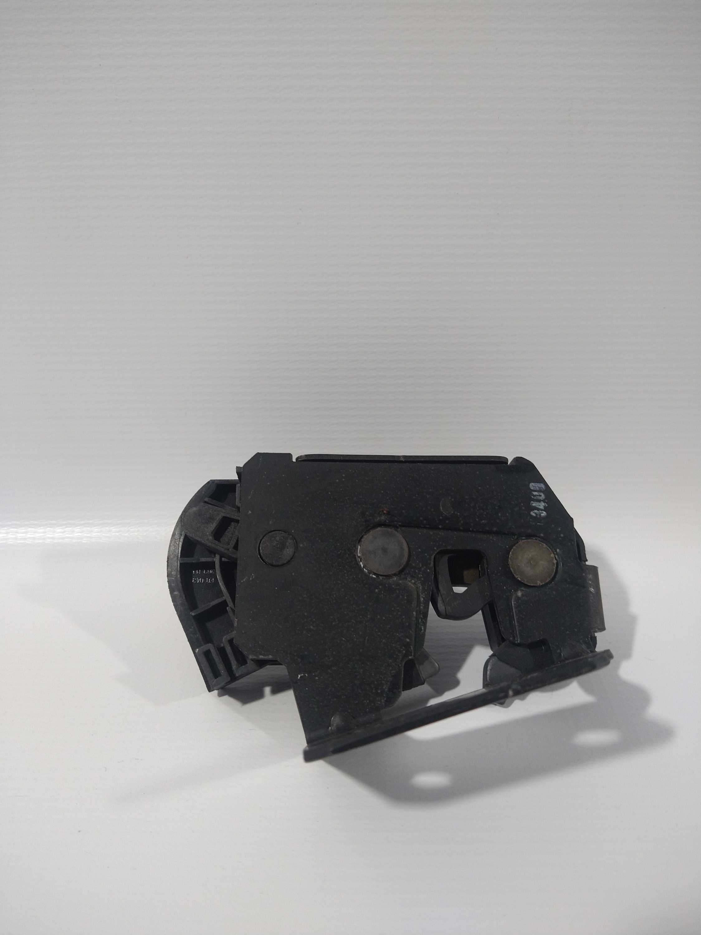 Fechadura Do Capo Volvo Xc90 3.2 2010 L/e Usado Original 2