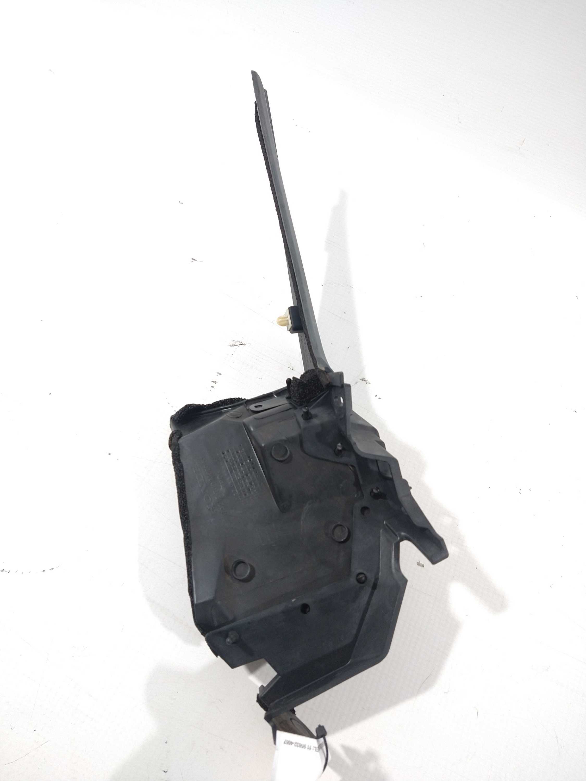 Acabamento Ponta Churrasqueira Esquerd Fit 2013/2014 Usado – Preto 3