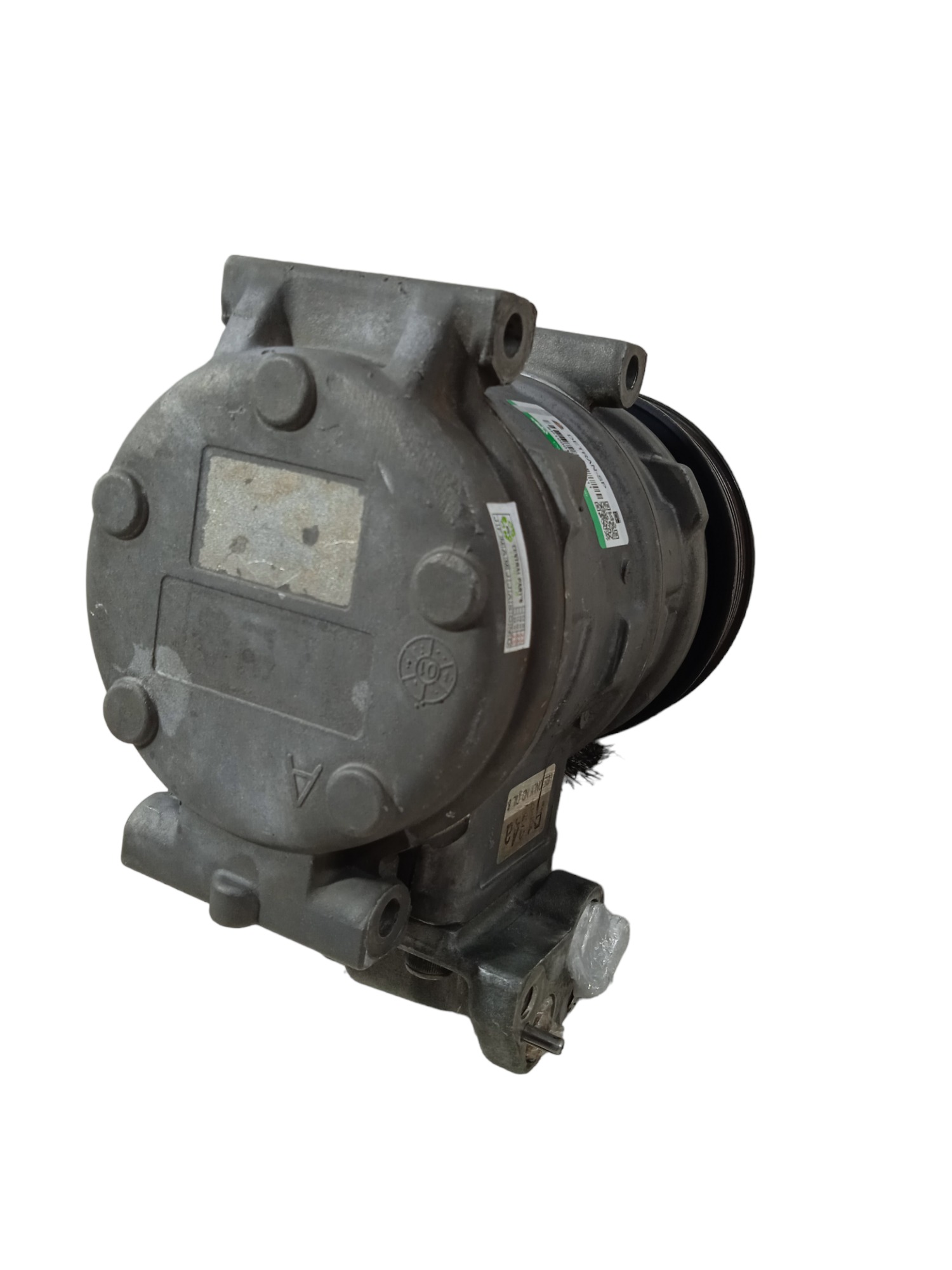 Compressor De Ar Kia Carnival 2.5 V6 2006 Usado 4