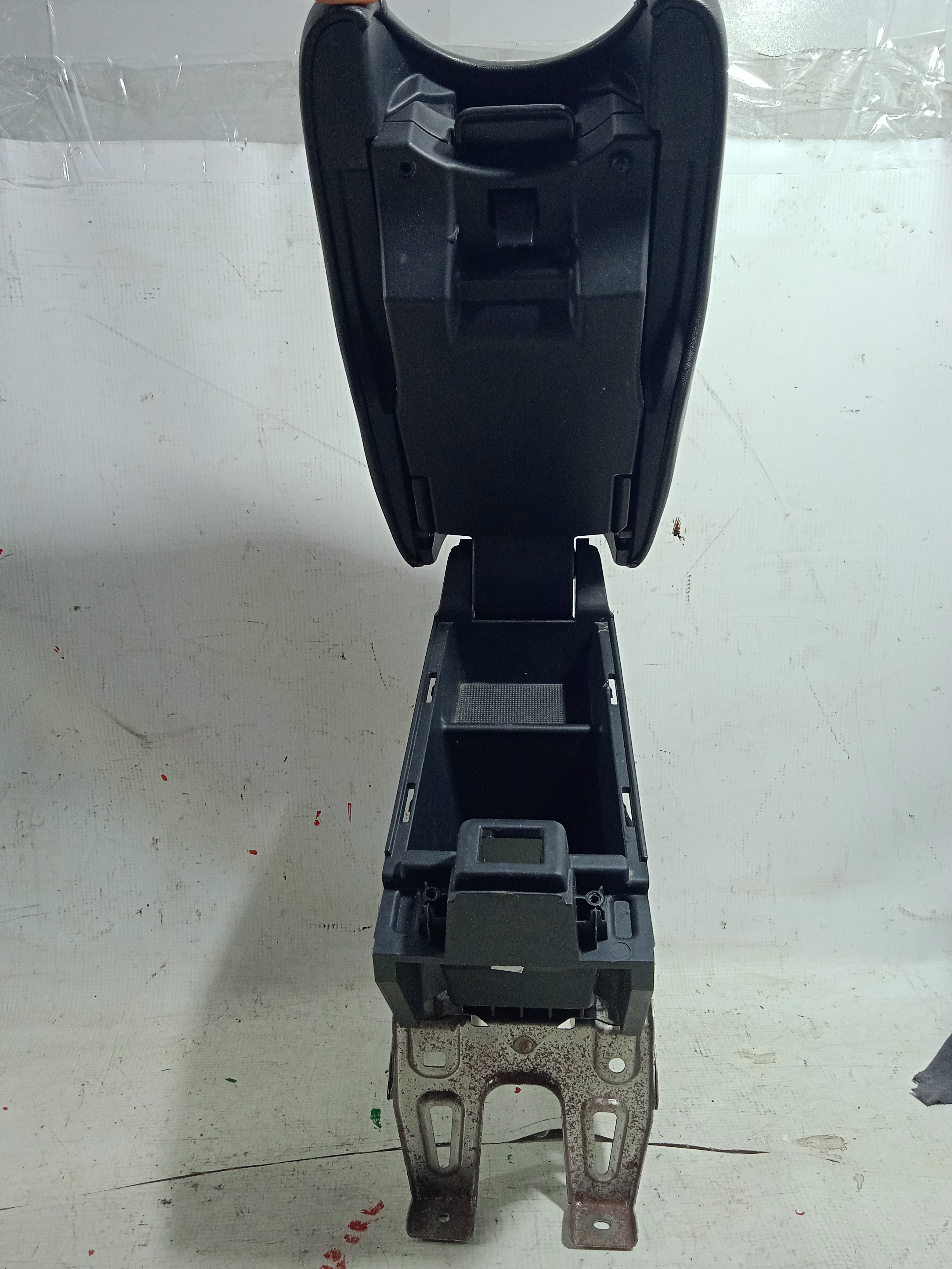 Apoio De Braço Central Honda Hr-v 2016  Preto