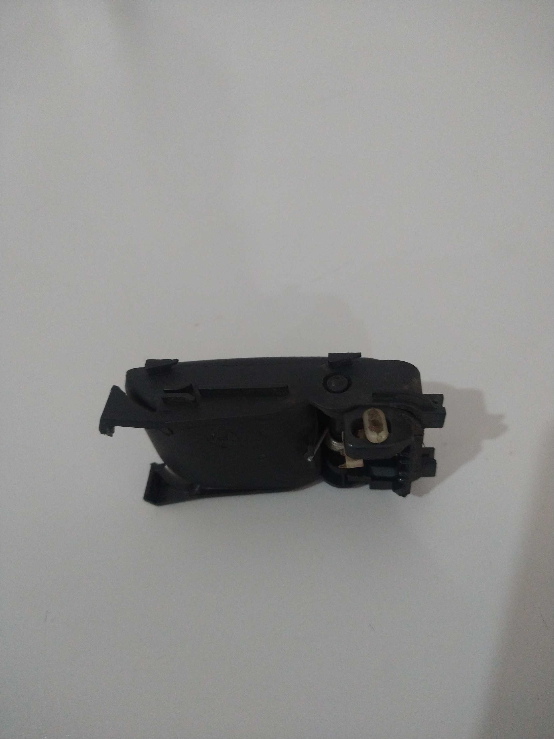 Maçaneta Interna Porta Direito Fiat Uno 1995 Usado 4
