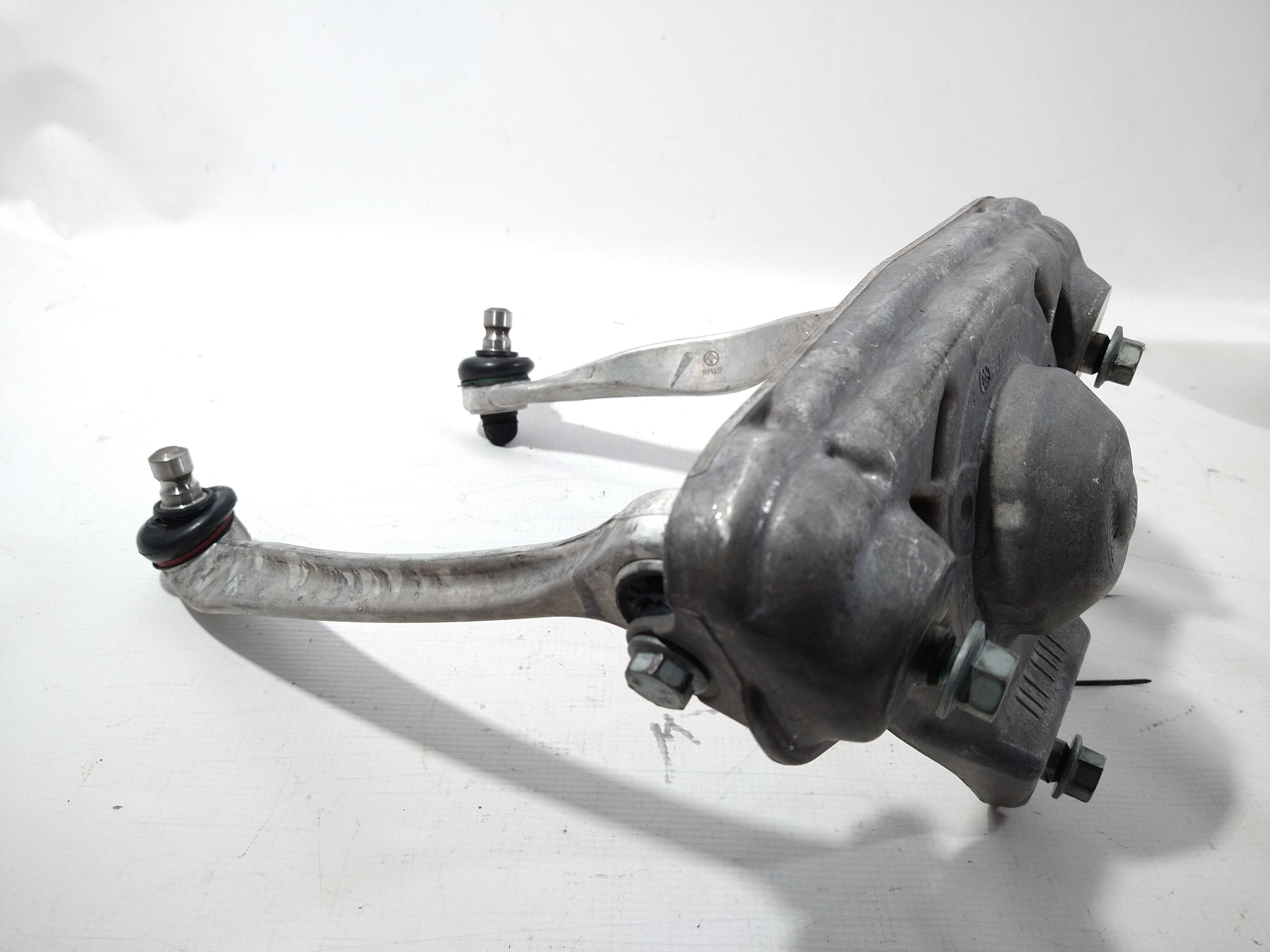 Suporte Coxim Amortecedor Esquerdo A4 V6 2001 Usado 4