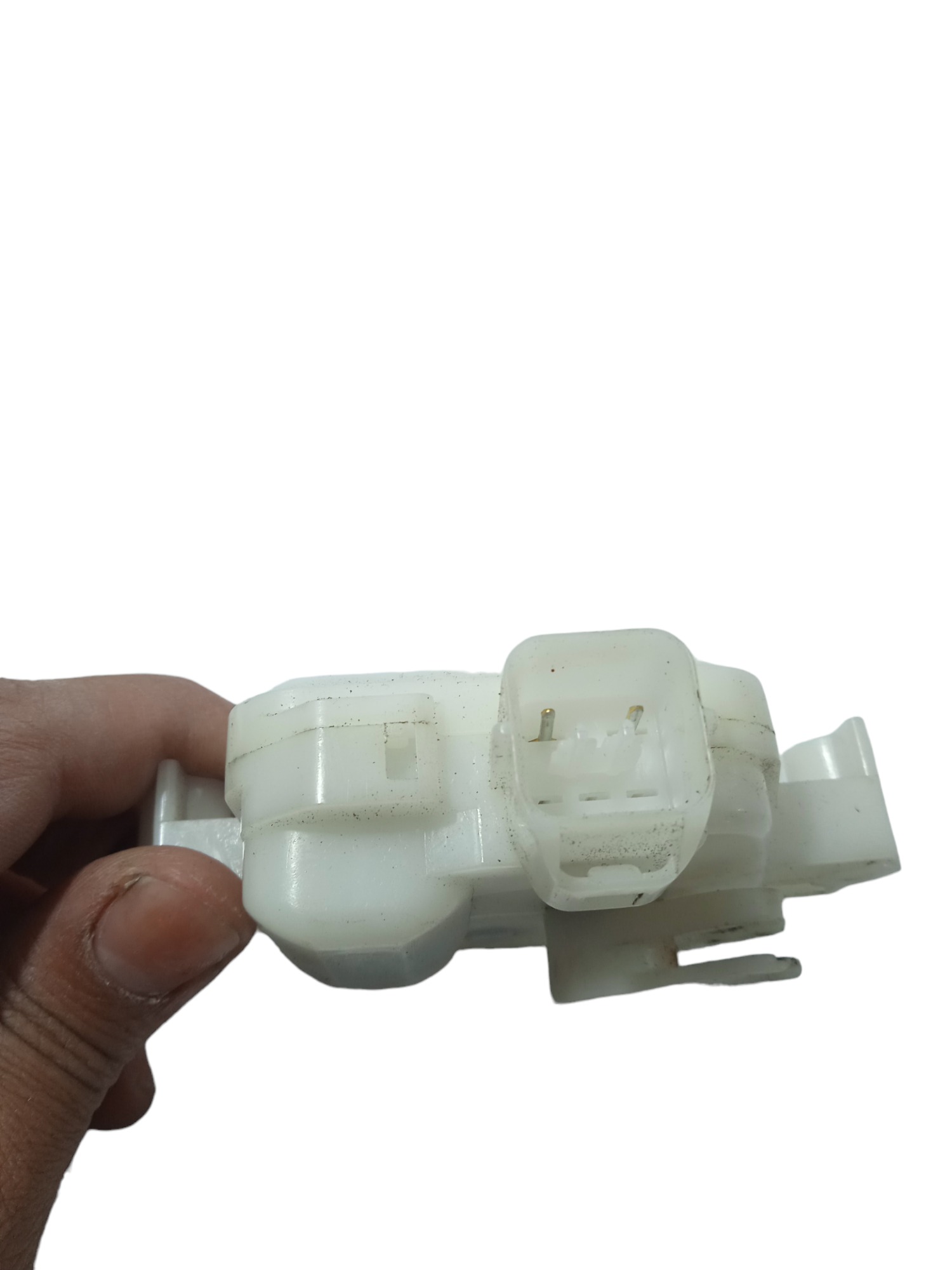 Trava Porta Malas Mitsubishi Pajero Tr4 2
