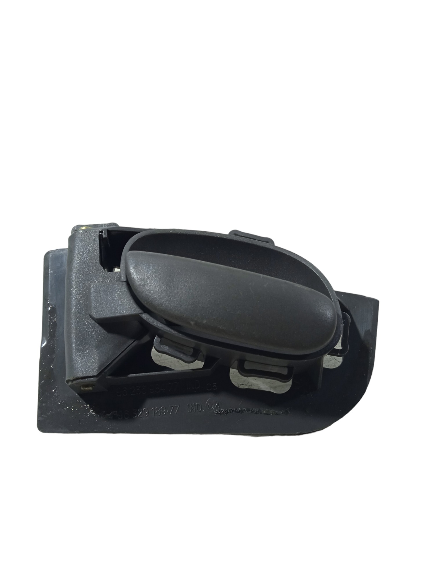 Maçaneta Interna Dianteira Esquerdo Peugeot 206 2008  Usado  Dianteira 3
