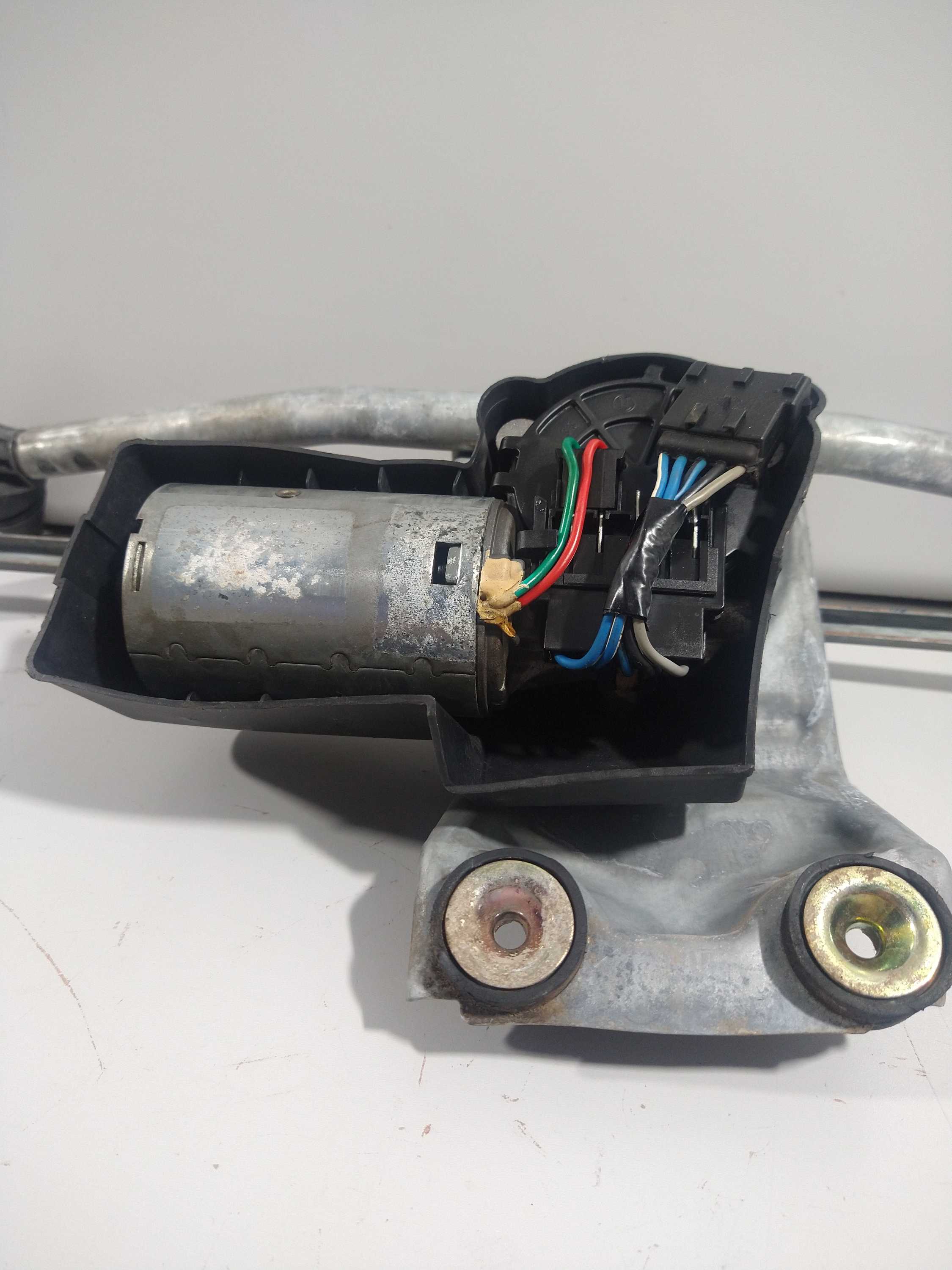Motor Do Limpador Dianteiro Para-brisa Fiesta 97 Usado Ori 2