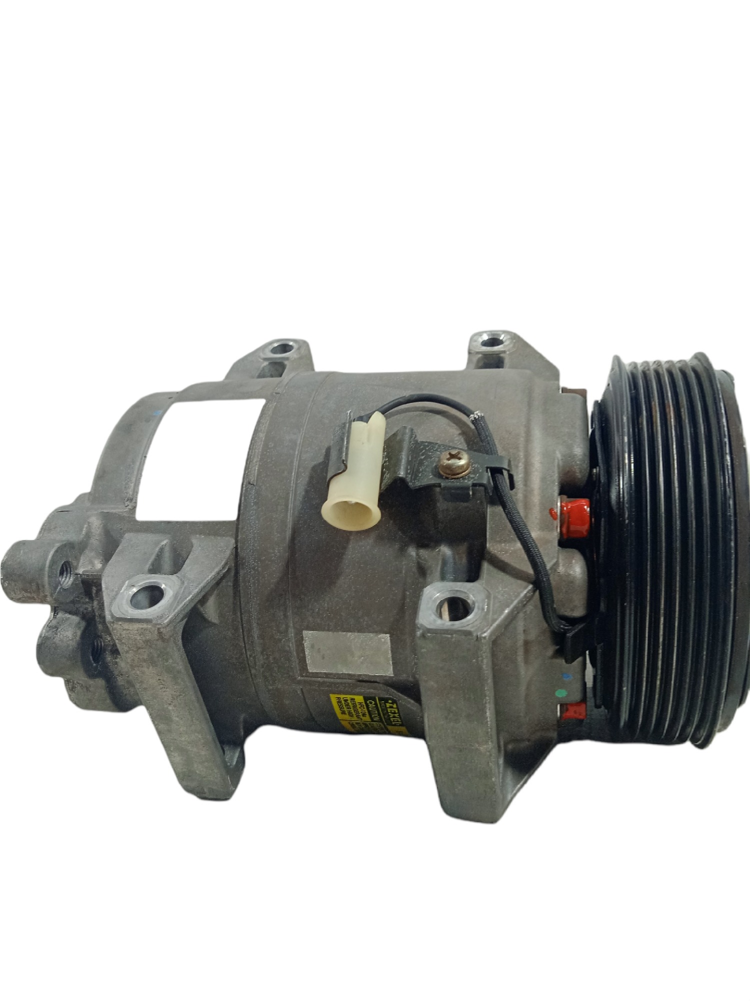 Compressor De Ar Volvo 2.9 2005 Bi-tb Usado