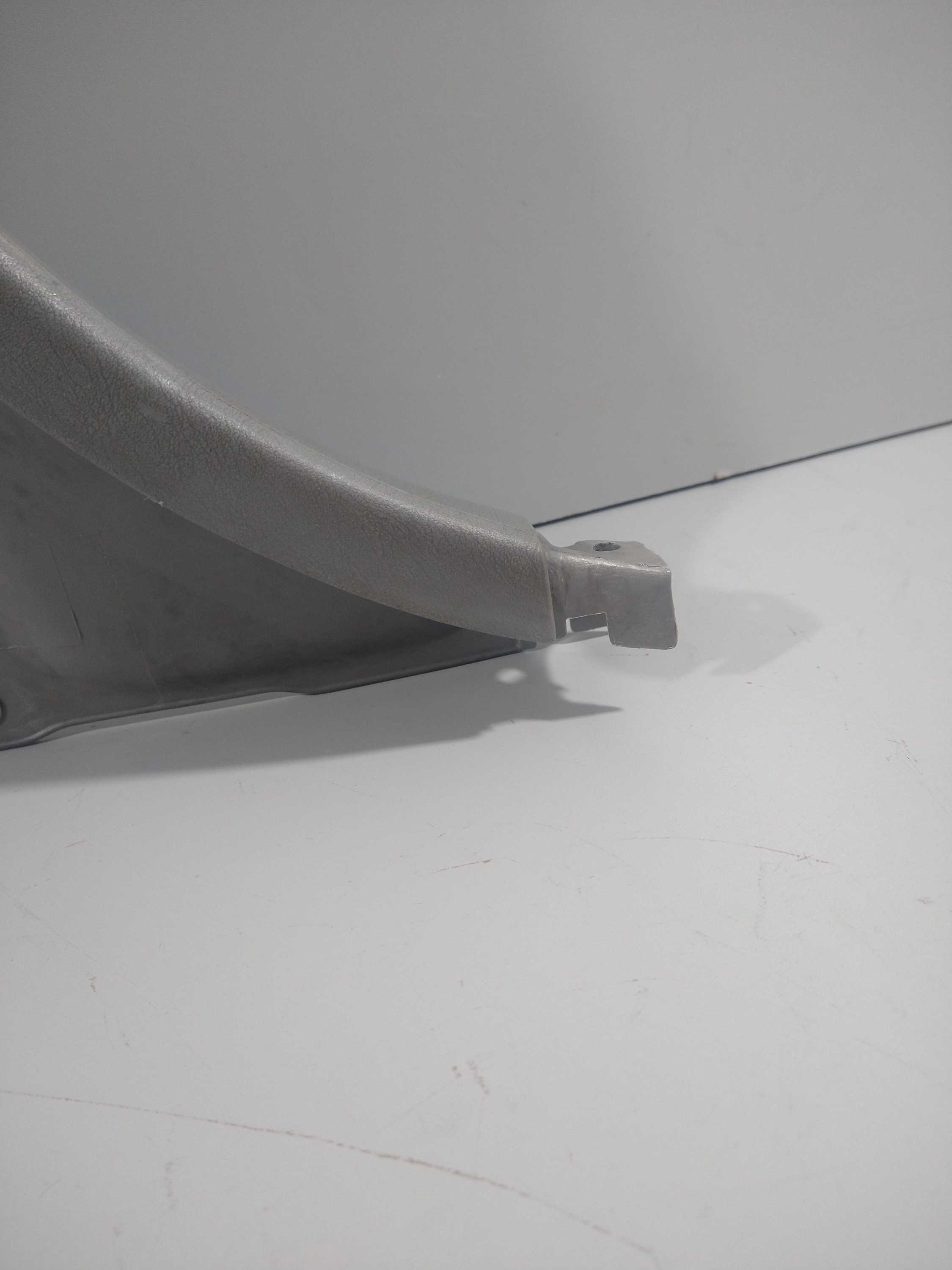 Acabamento Inferior  L/d Toyota Corolla 99 Usado Ori 3