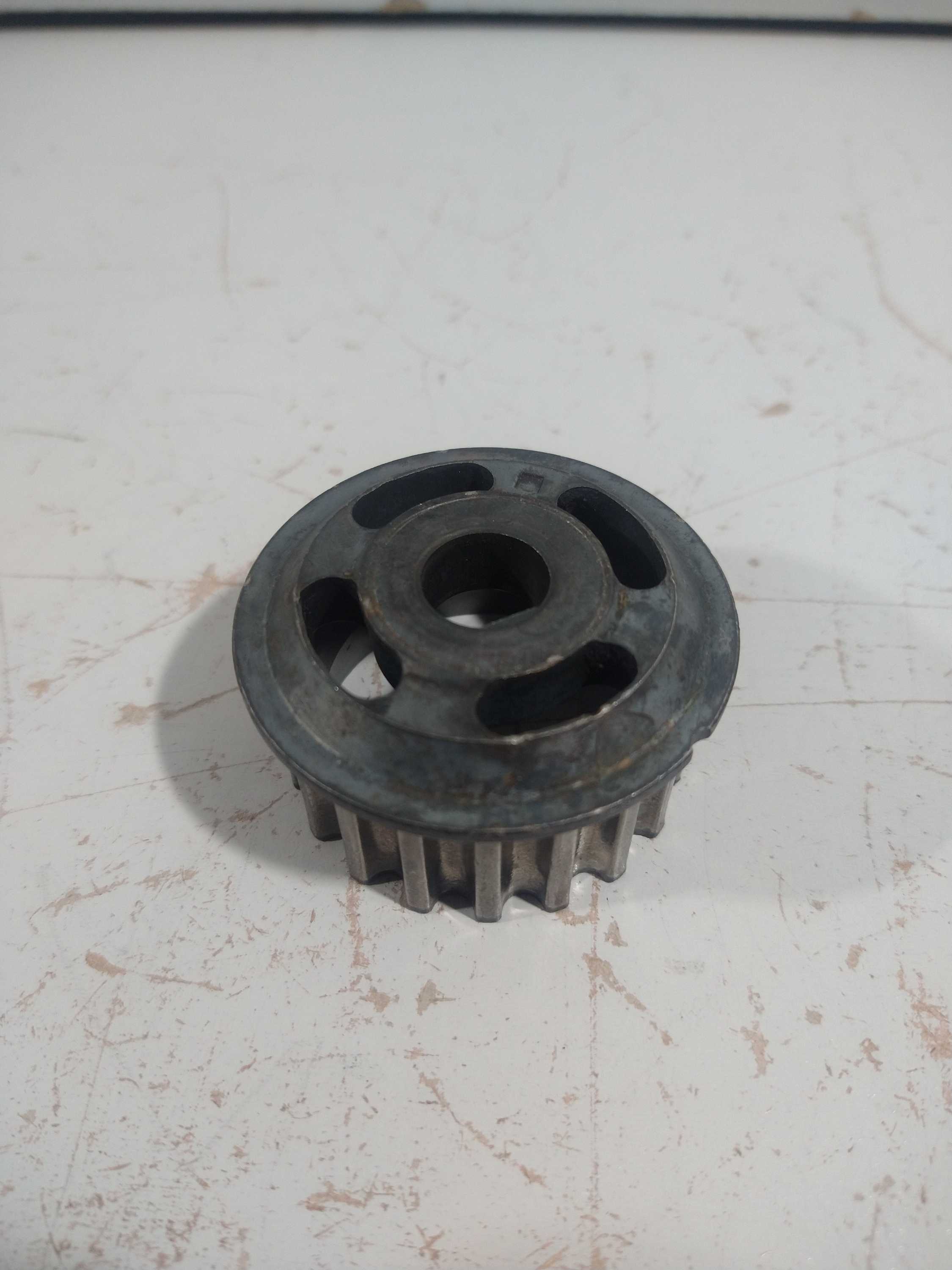 Engrenagem Eixo Balanceador Hyundai H100 2.5 Usado 2