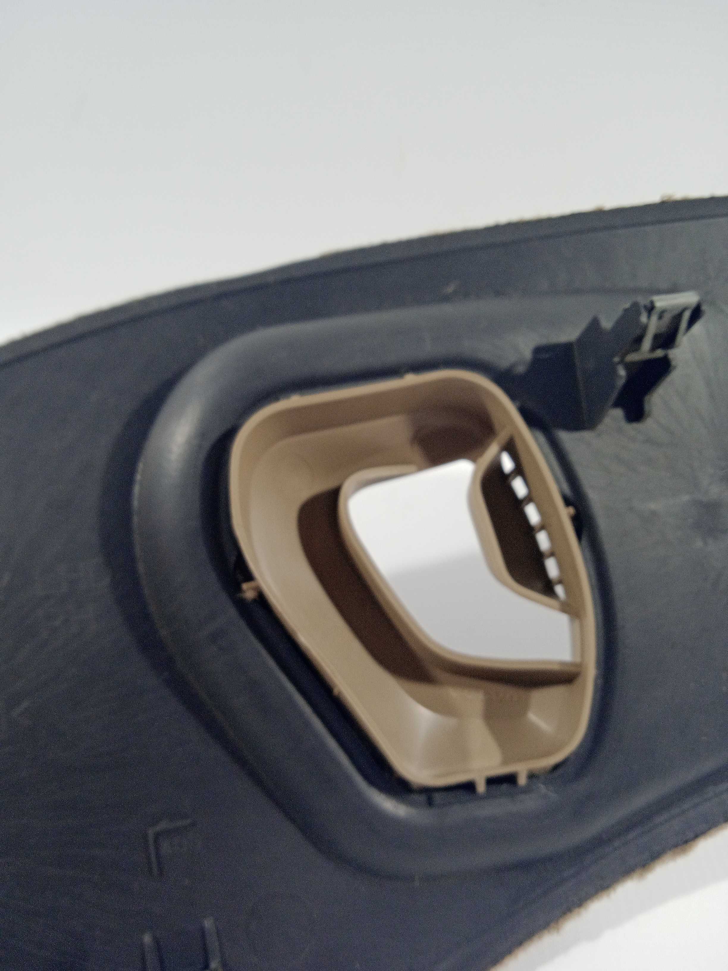 Acabamento Interior Tras/dir Volvo Xc90 2010 Usado Original 6
