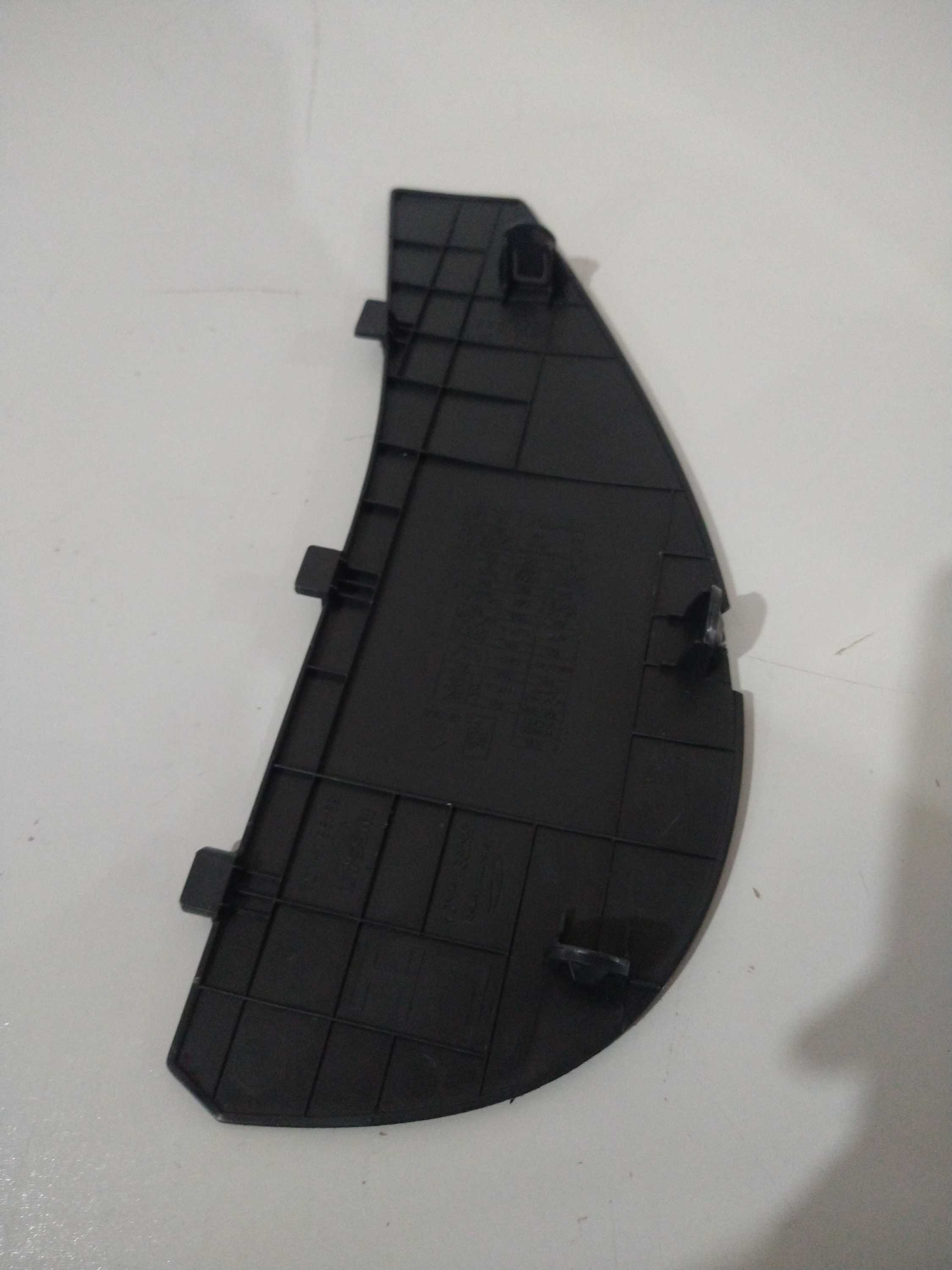 Acabamento L/e Lateral Painel March 2014 Usado Original