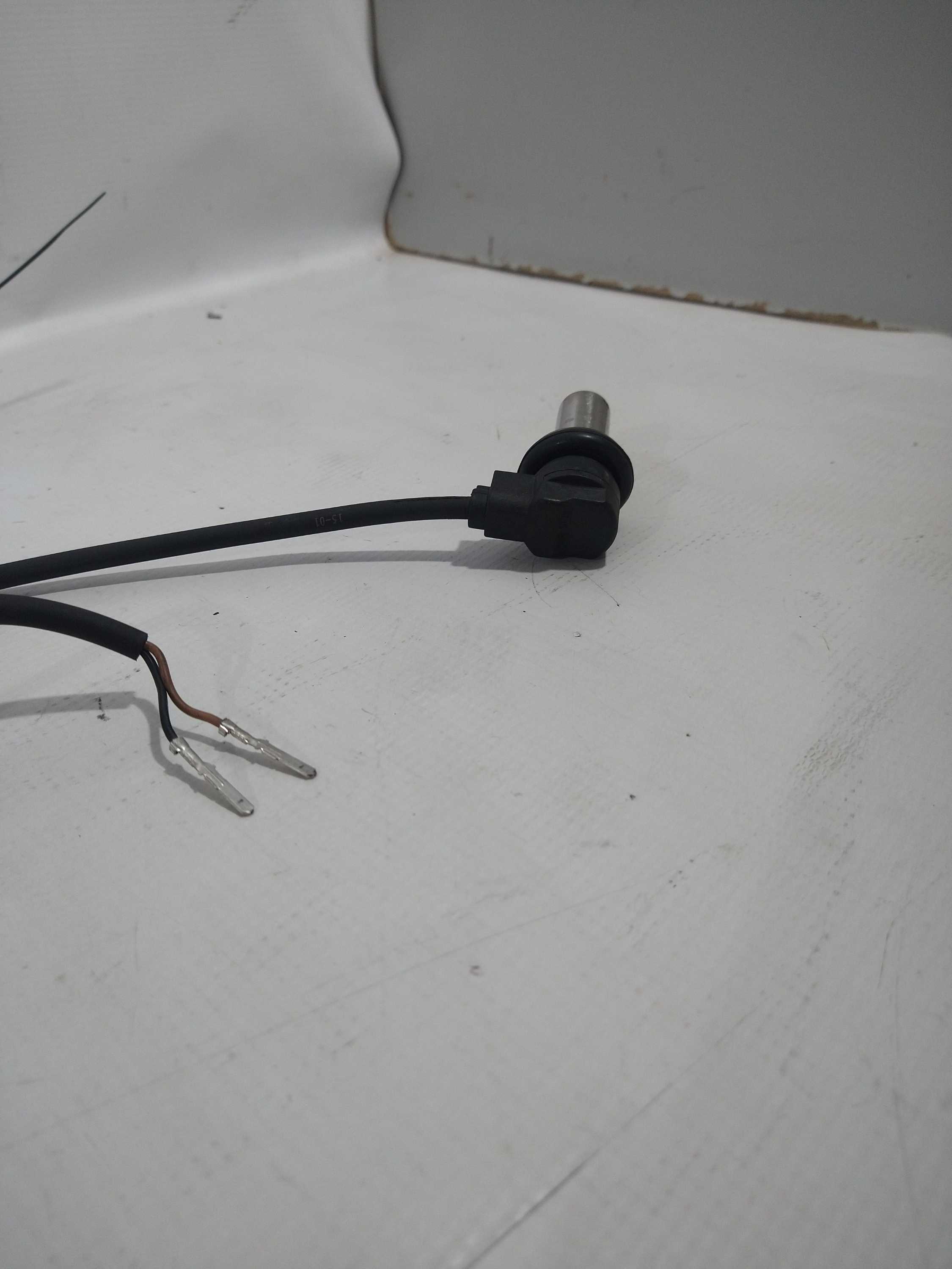 Sensor Da Abs Lado Esquerdo Da Audi A4 V6 2.4 2001 3