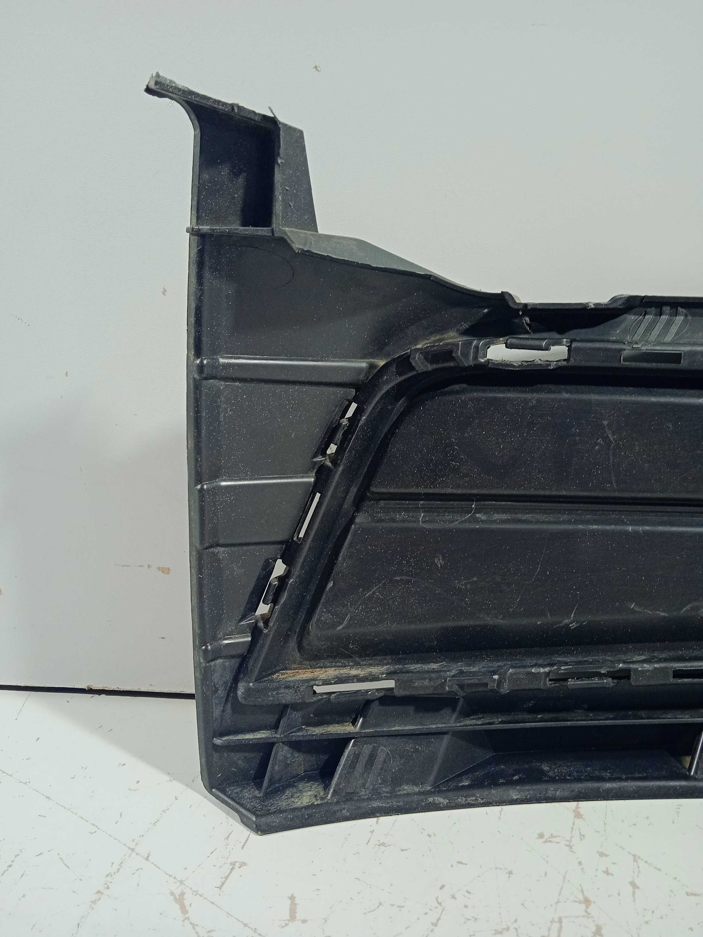 Grade Farol Milha L/e Vw Polo Msi 2018 Usado Original 3