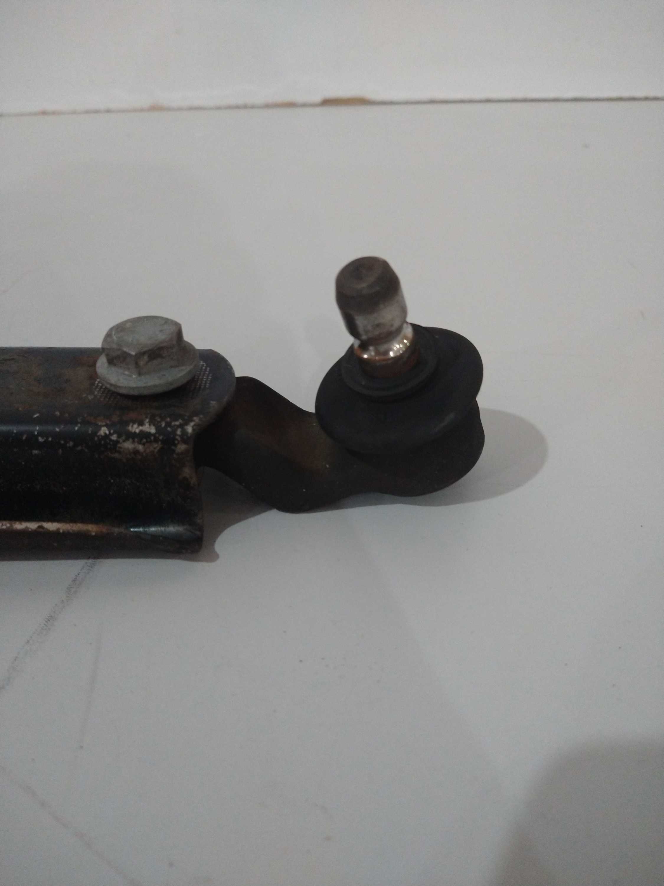 Bandeja Braço Pivo L/e Corsa 98 1.0 Usado Original 2