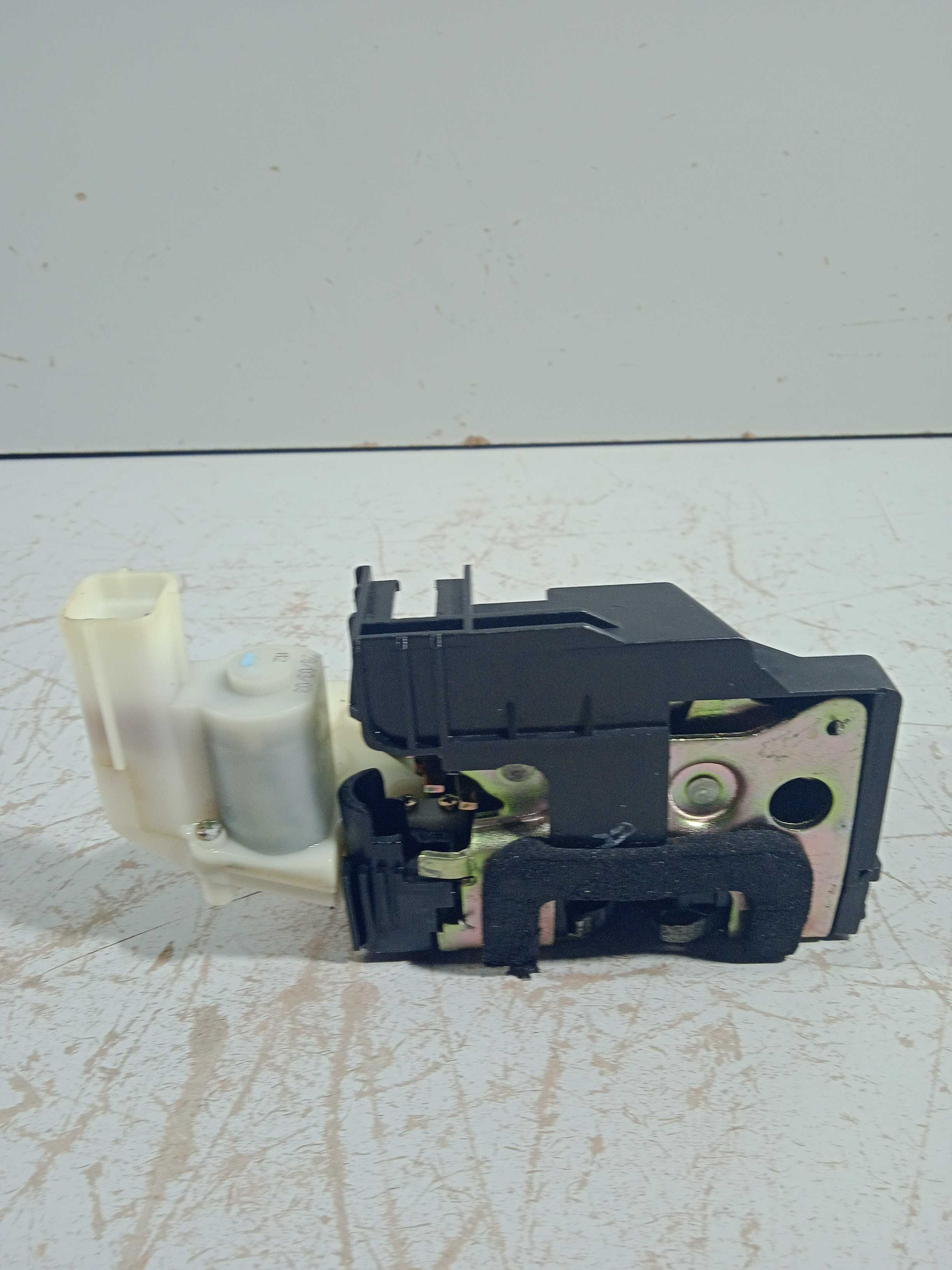 Fechadura Porta Dianteira Direita Ecosport 2004 Usado
