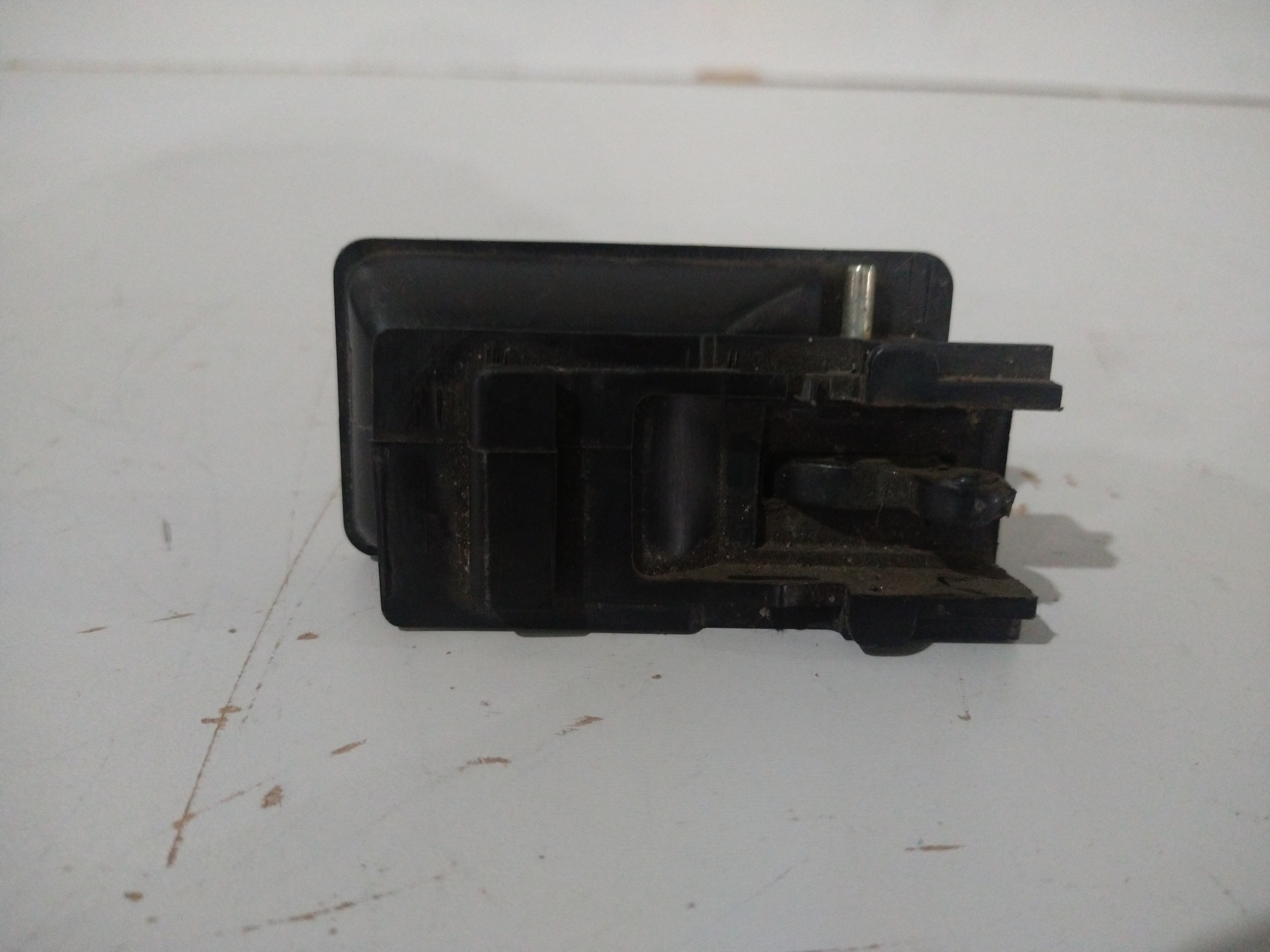 Maçaneta Interna Esquerda Kadett Ipanema 1993/1998 Usado  Preto Traseira 4