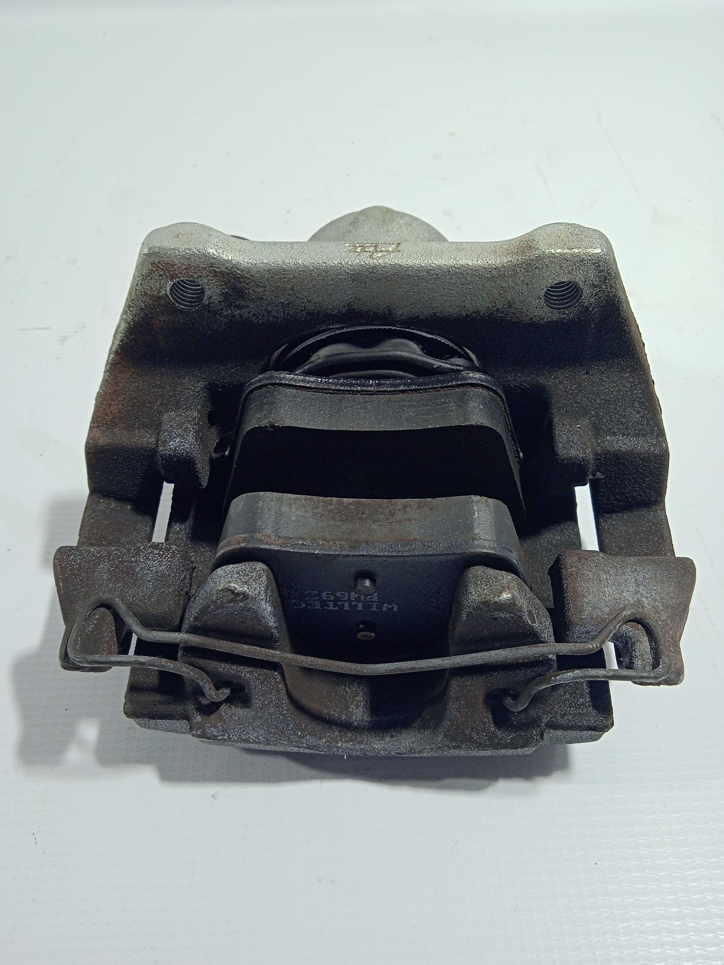 Pinça De Freio Traseira Lado Direito Volvo Xc90 2010 Usado 6