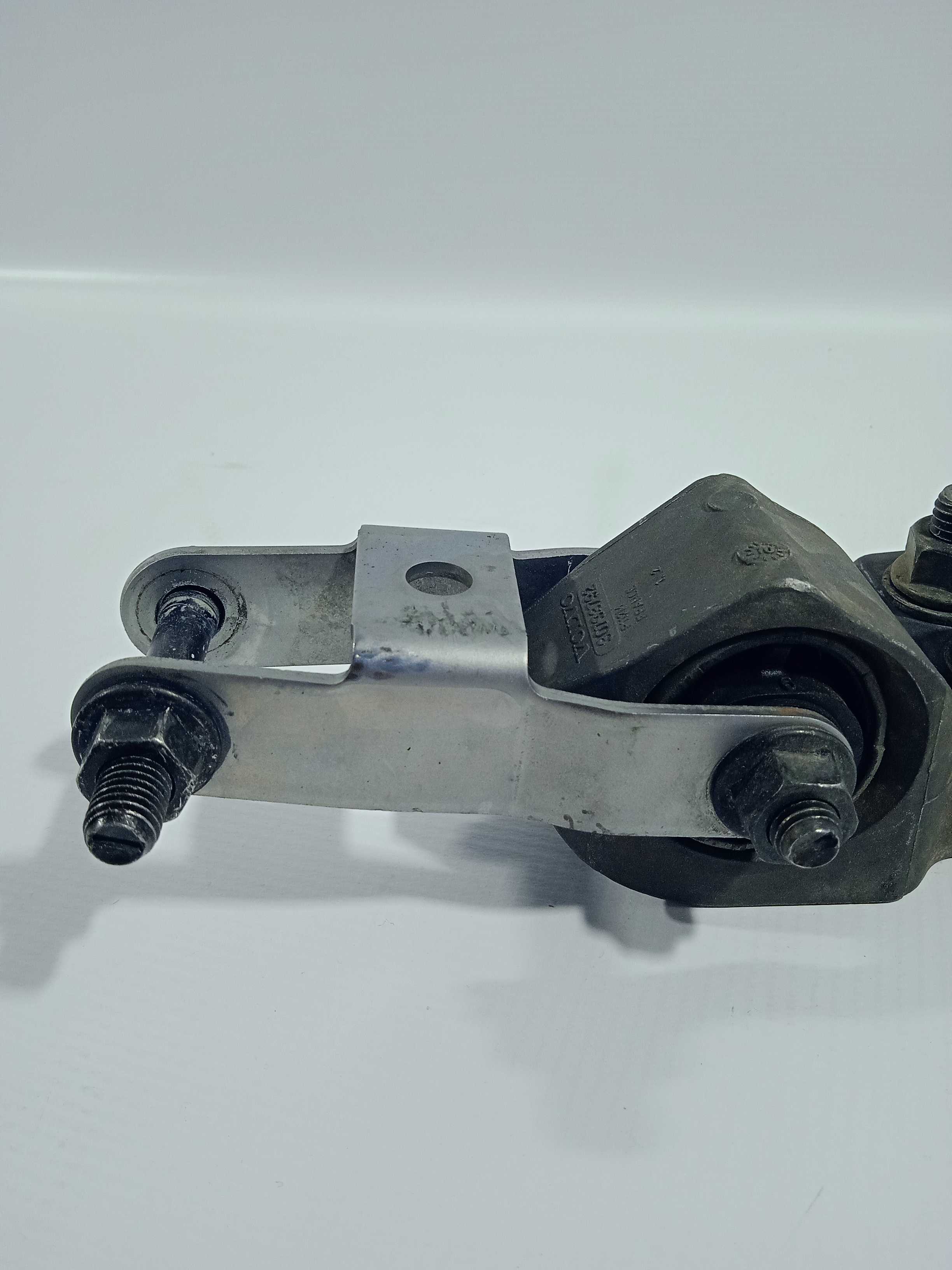 Suporte Coxim Câmbio Volvo Xc90 3.2 2010 Usado Original 4