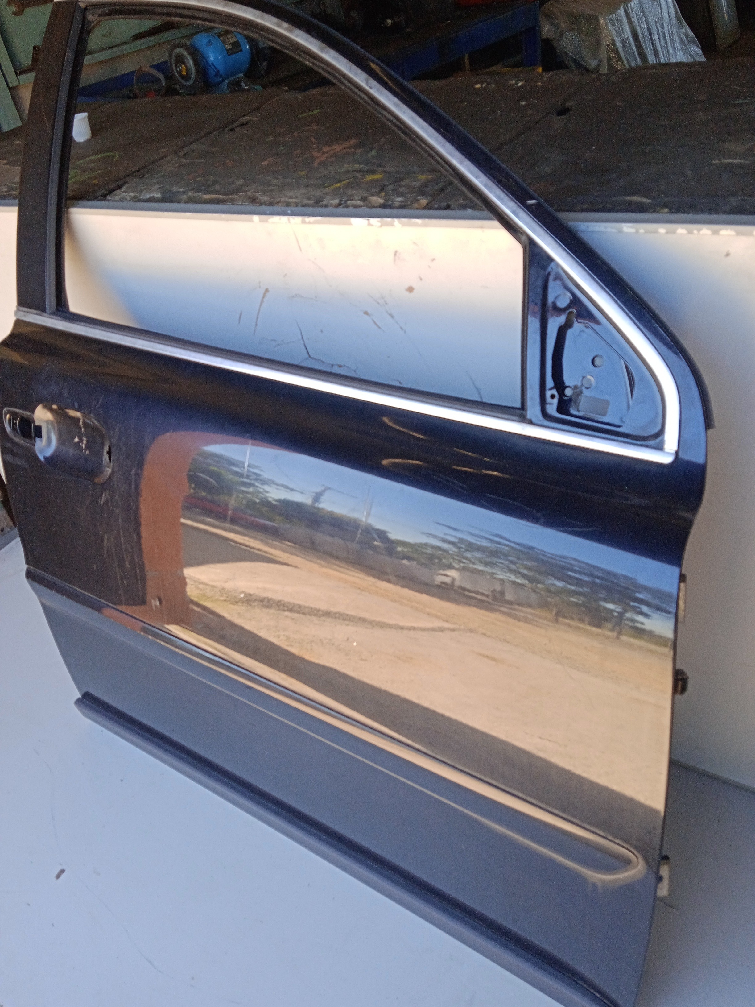 Porta D/d Volvo Xc90 3.2 2010 Preta Usado Original  Dianteira Direita Preto 4