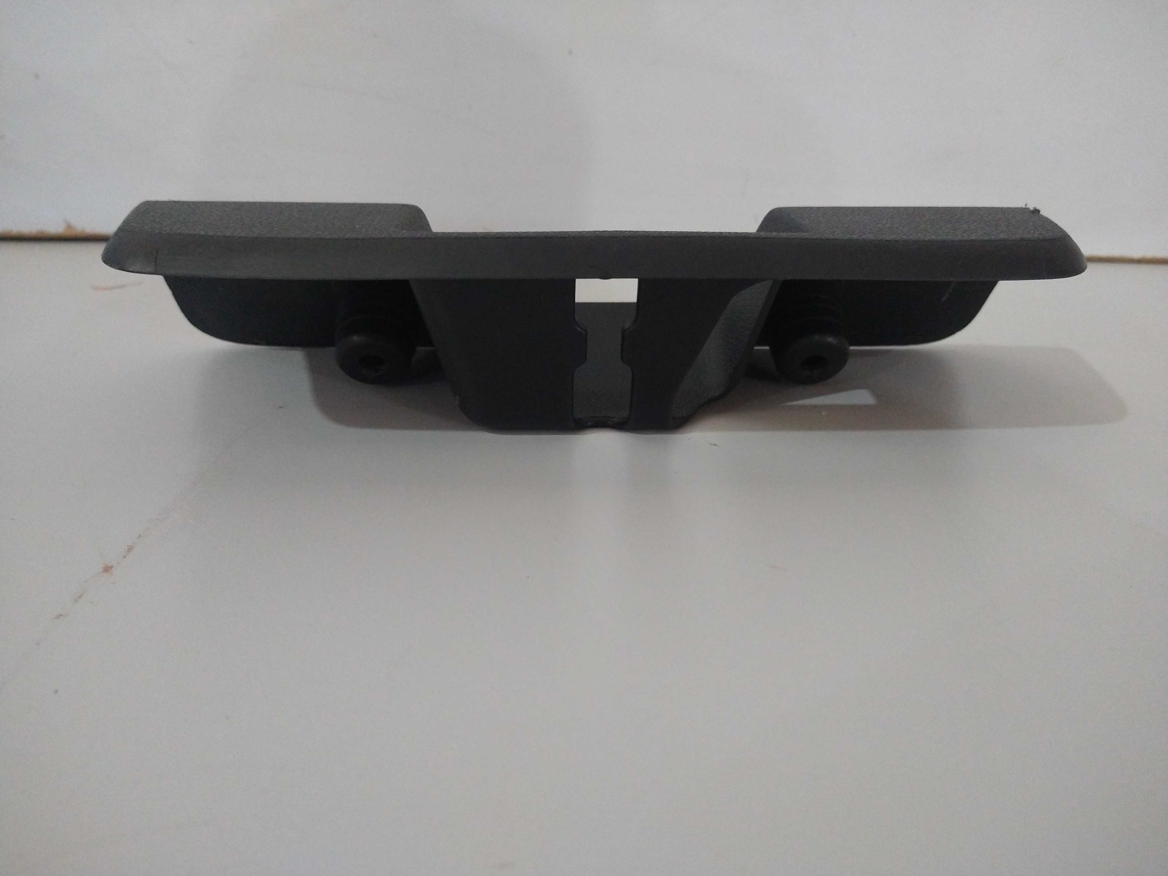 Moldura Trava Tampa Traseira Sandero 2016 Usado Original 2