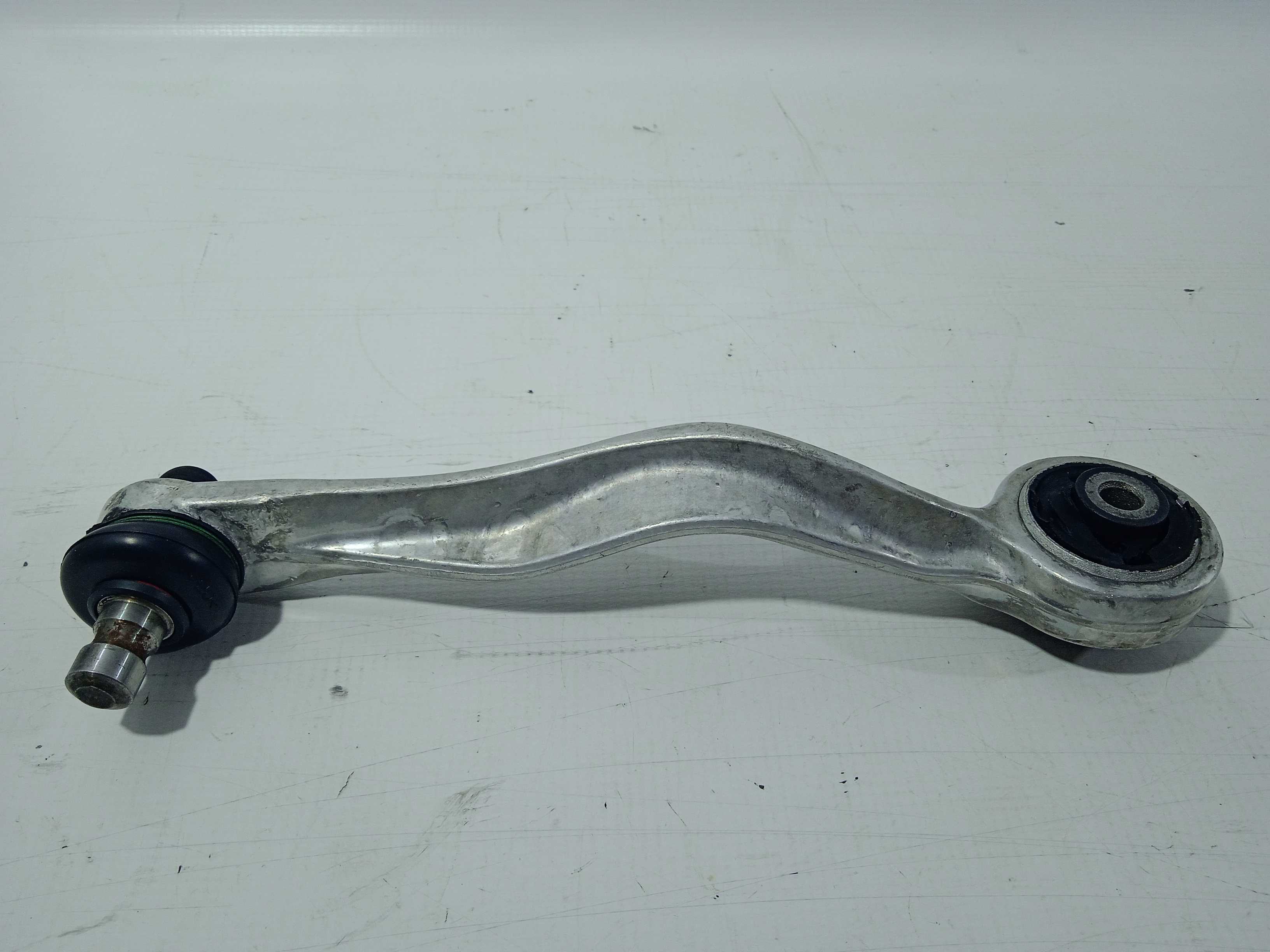Braço Suspensão Superior Posterior D.esq Audi A4 Passat