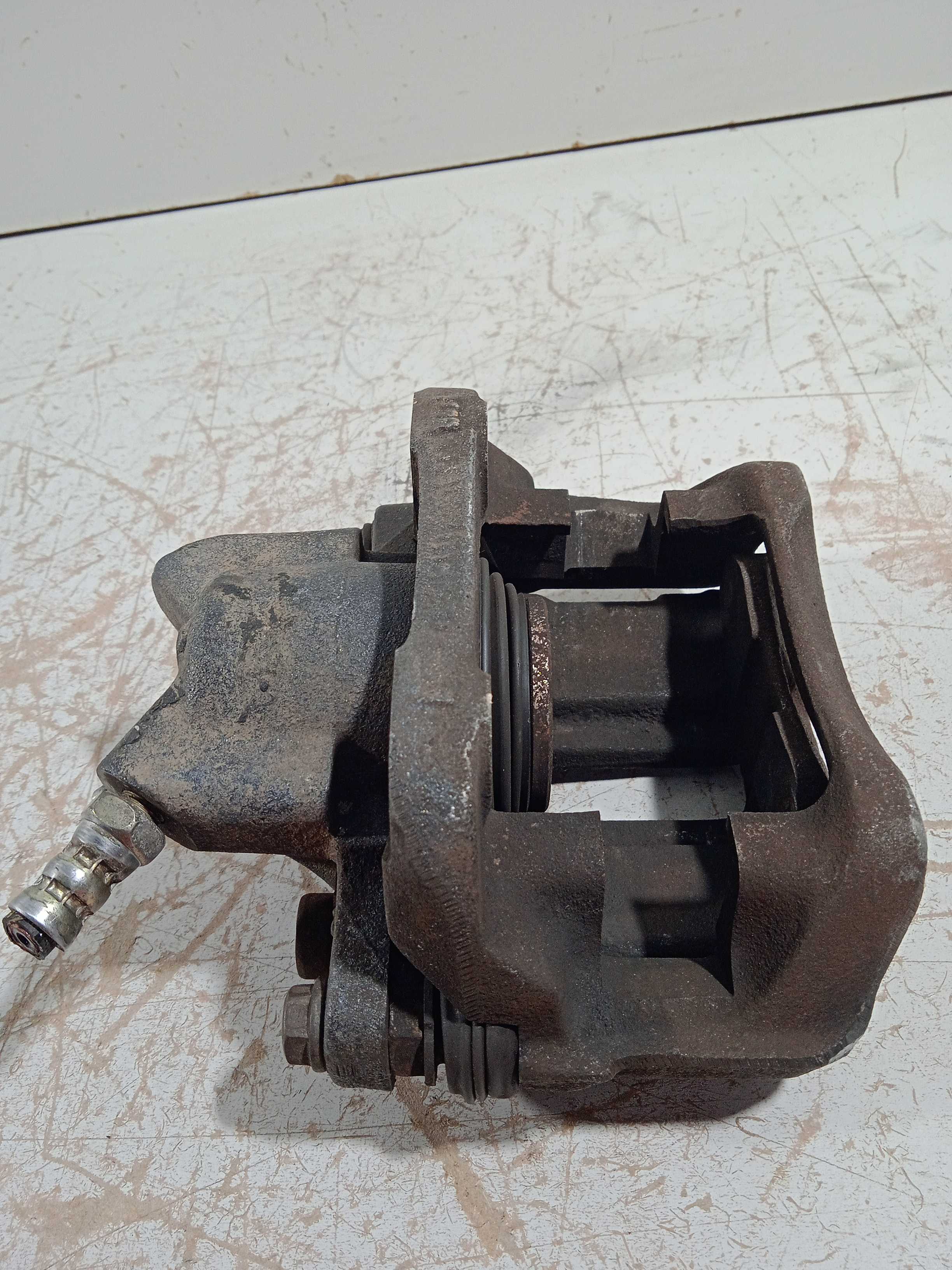 Pinça De Freio Lado Esq Clio 1.0 16v Usado Original 4