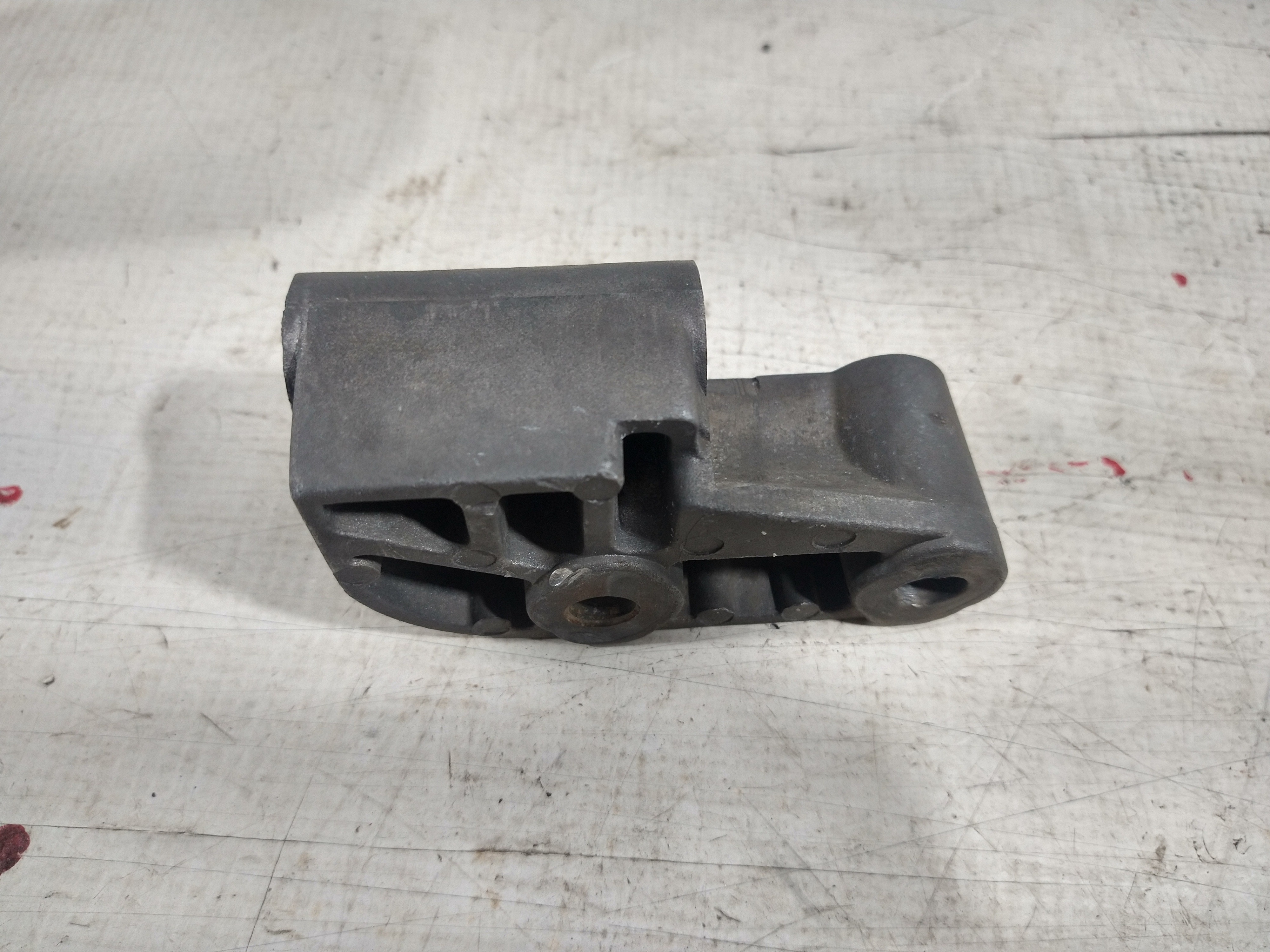 Suporte Do Alternador Gm Celta 2007 Usado