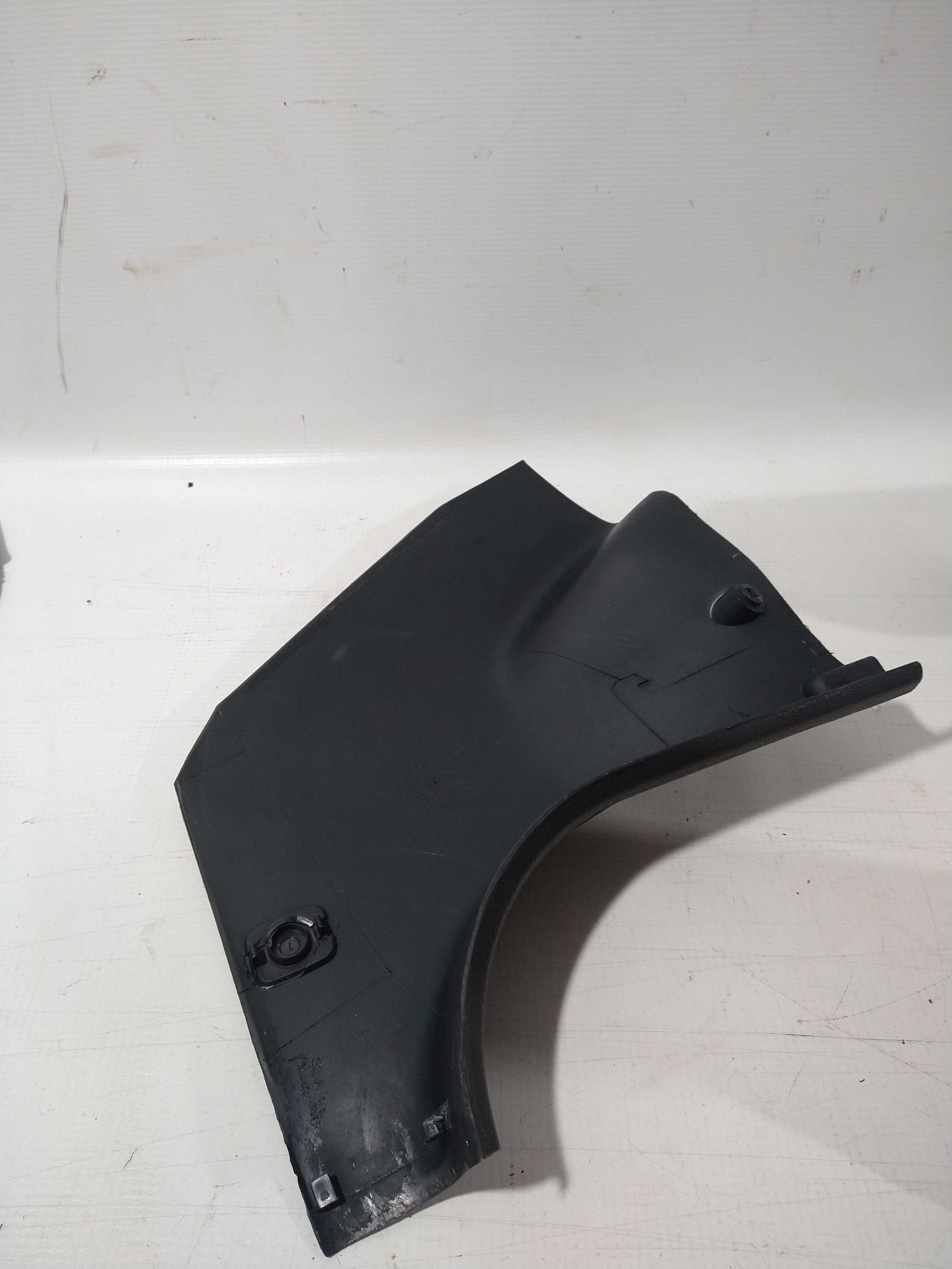 Acabamento Moldura Soleir Dianteira Esquerda Audi A4 95 1999 3