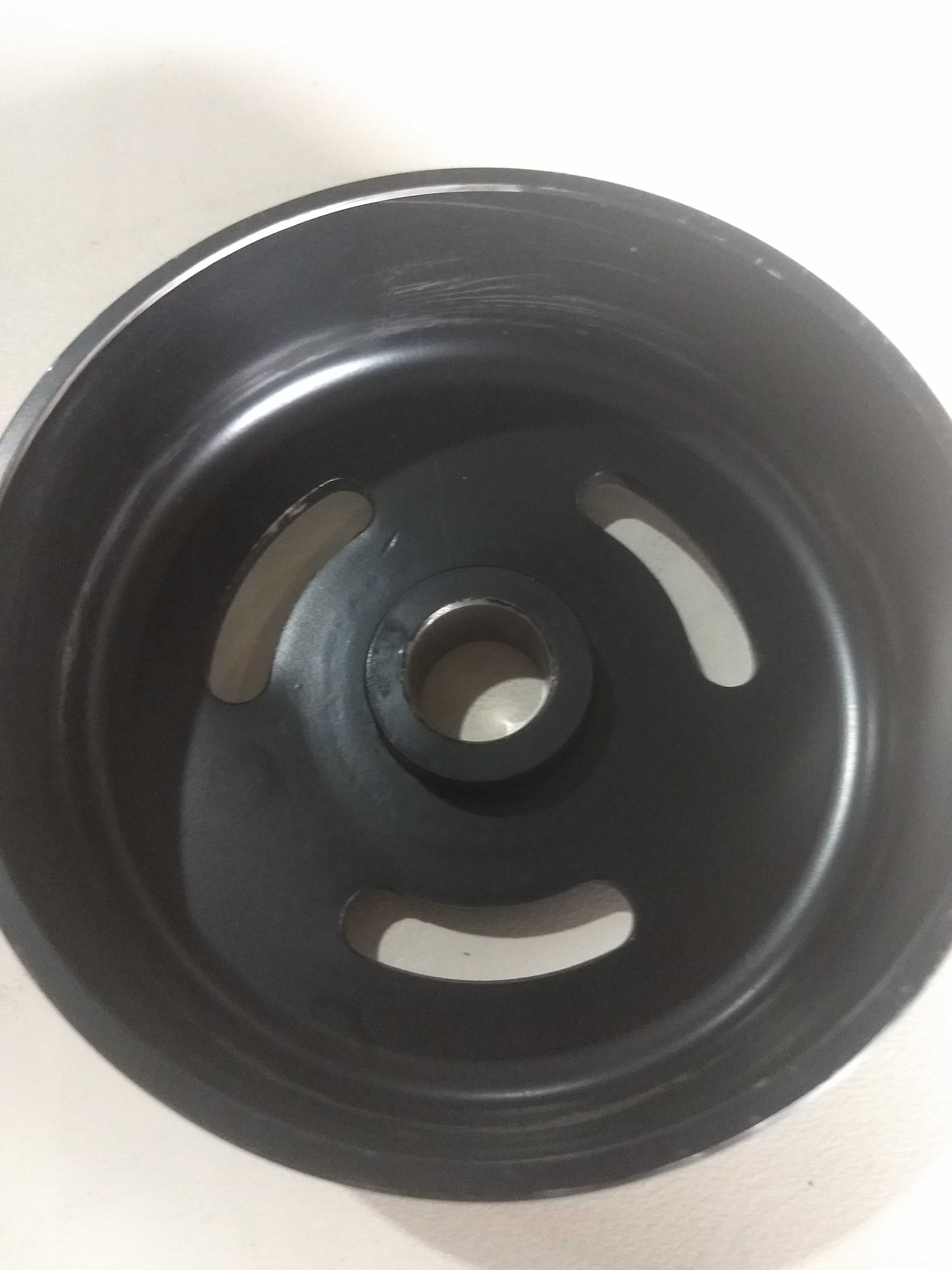 Polia Da Bomba D´água Sandero 2016 1.0 3c  Usado Original
