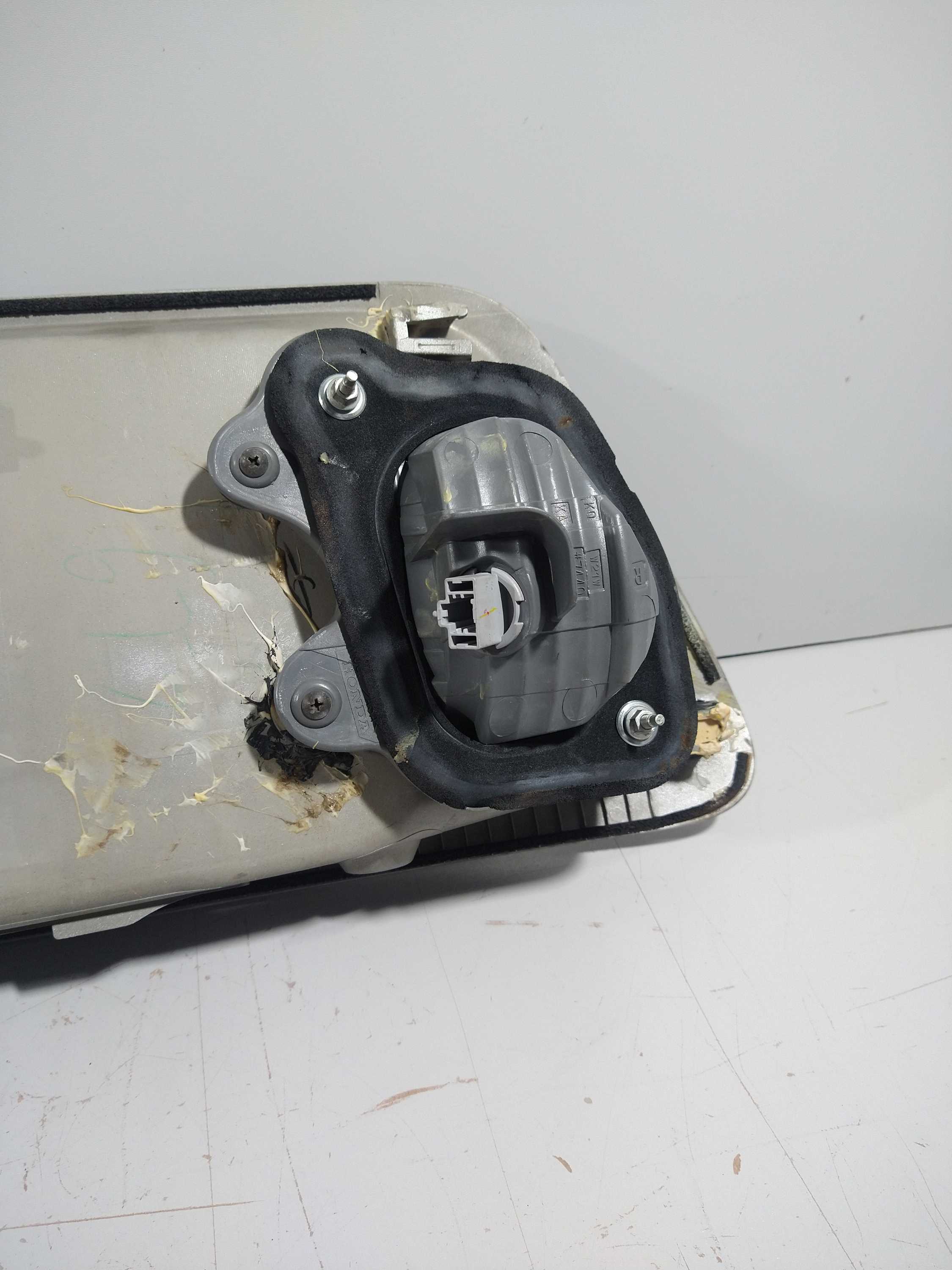 Aplique Tampa Traseira Honda Accord 2006 Usado Original 6