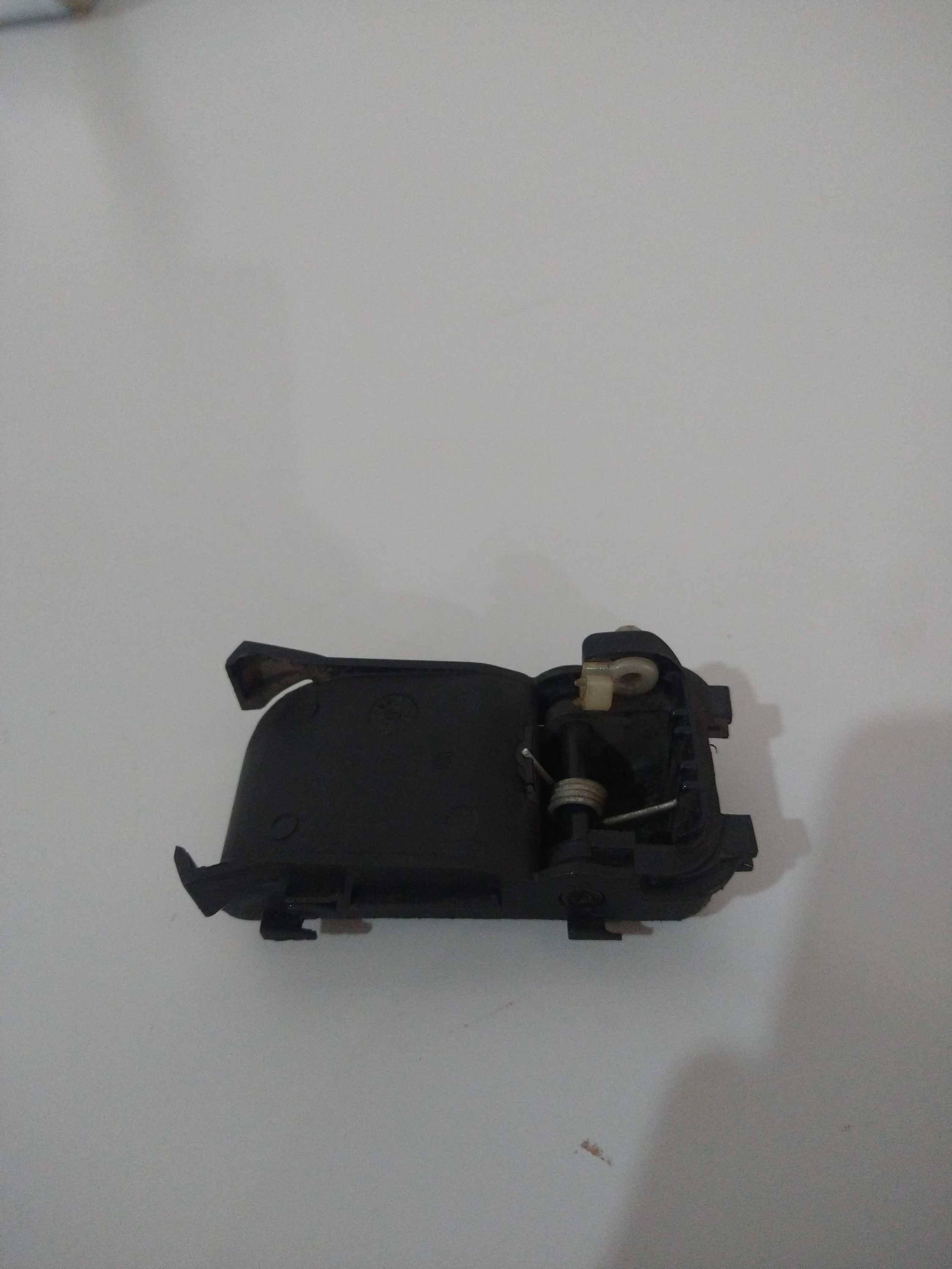 Maçaneta Interna Porta Direito Fiat Uno 1995 Usado