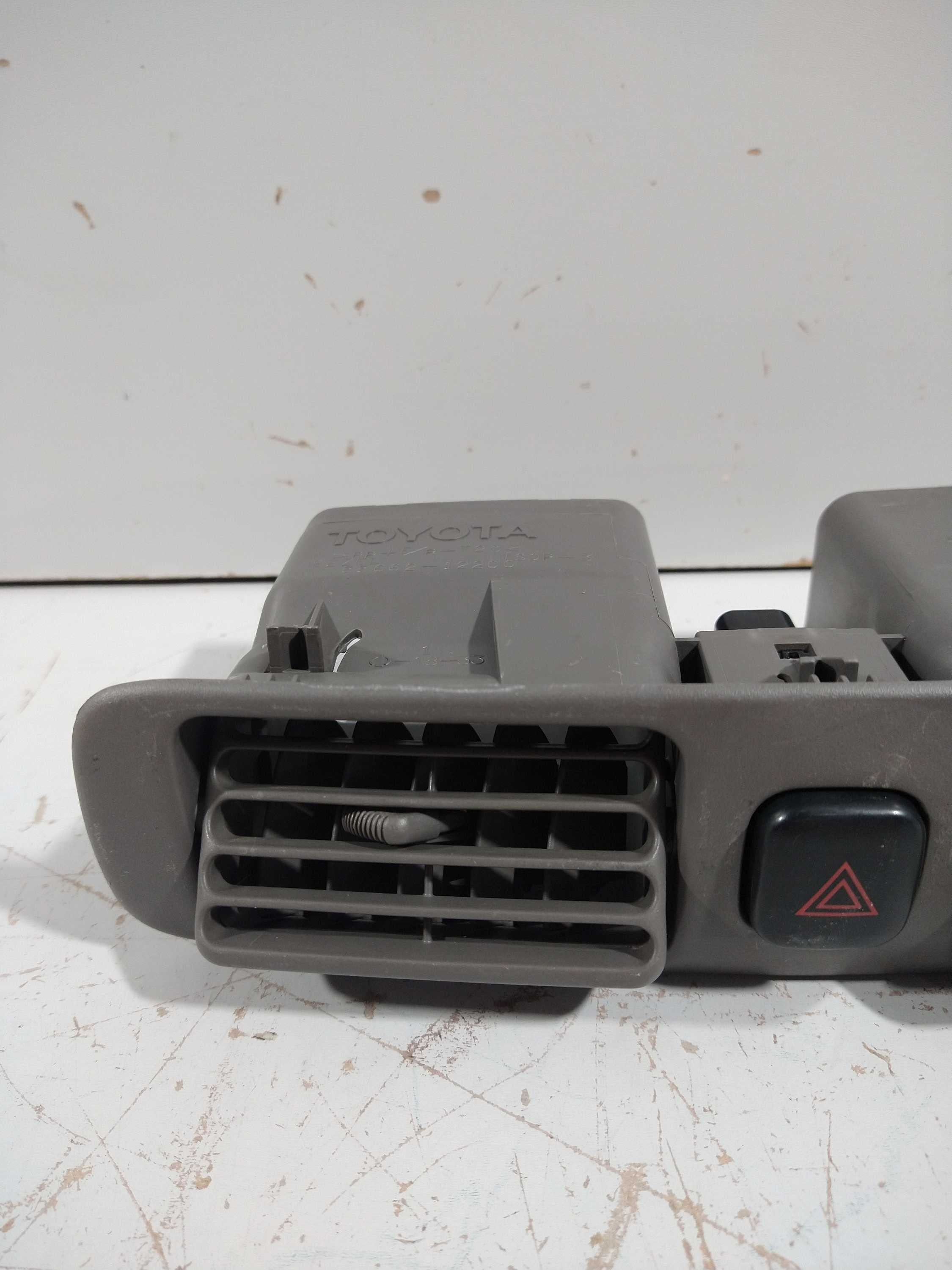 Difusor De Ar Central Toyota Corolla 2000 Usado Original