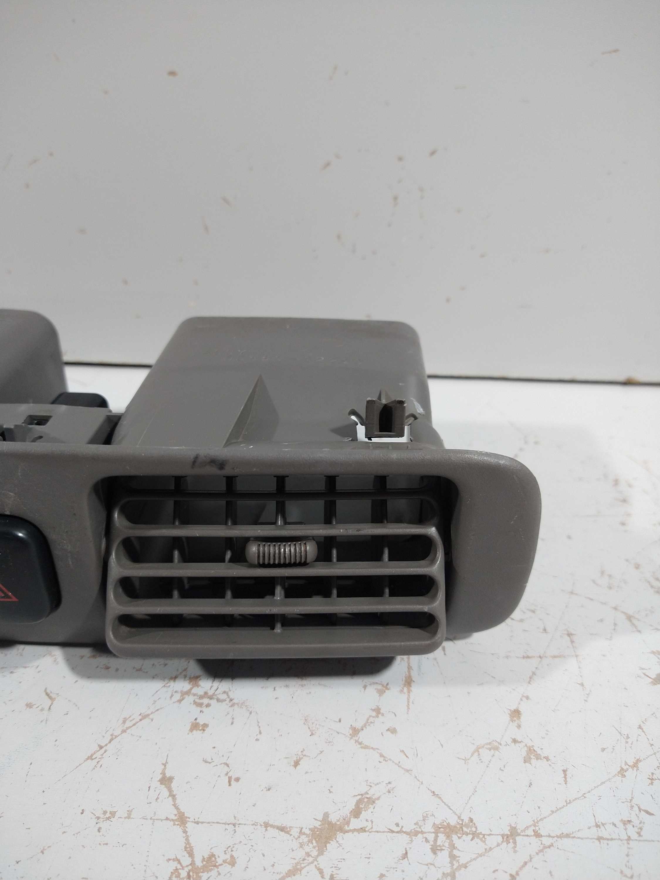 Difusor De Ar Central Toyota Corolla 2000 Usado Original 3