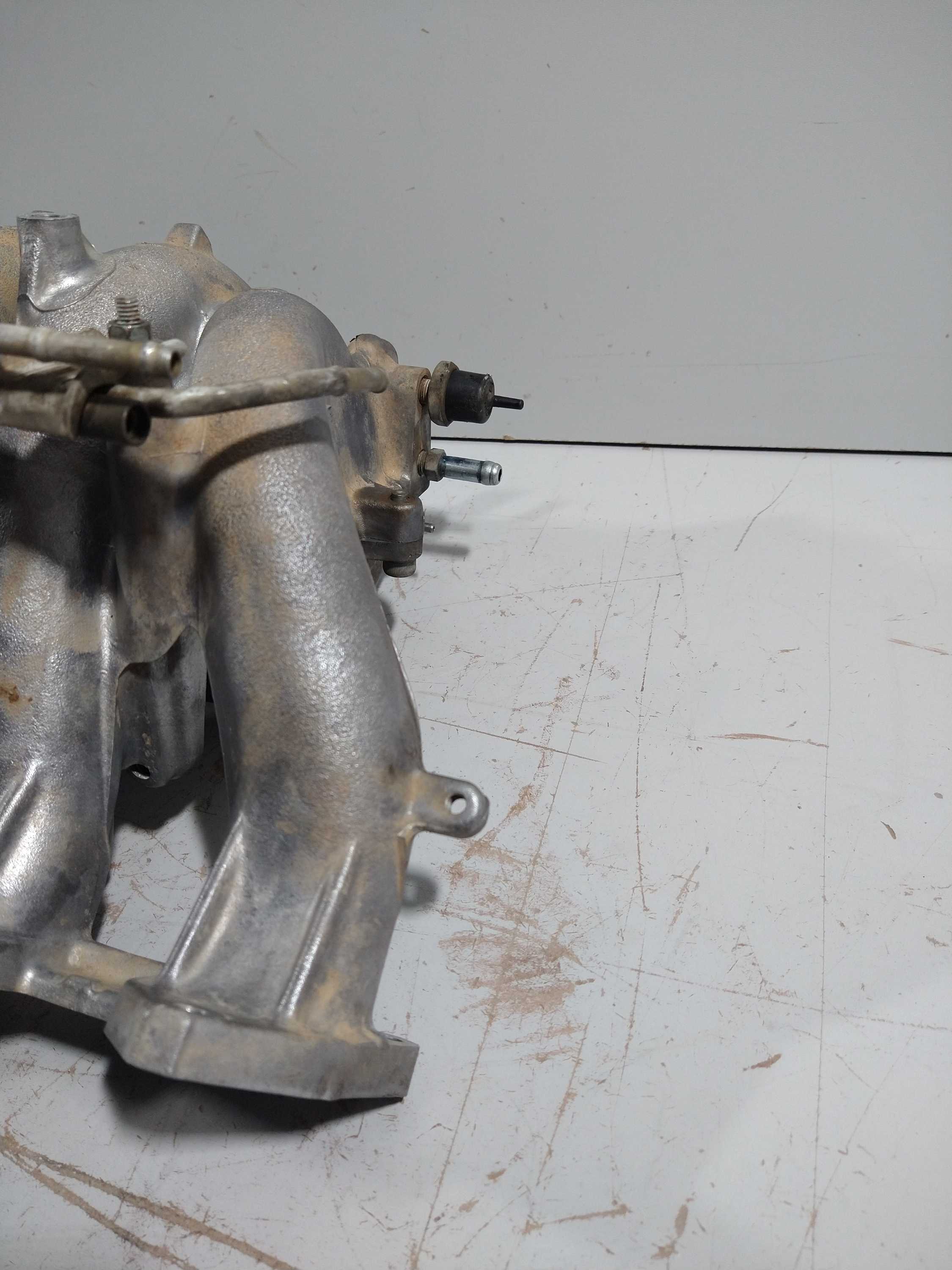 Coletor De Admissão Toyota Corolla 1.8 16v 99 Usado Original 2