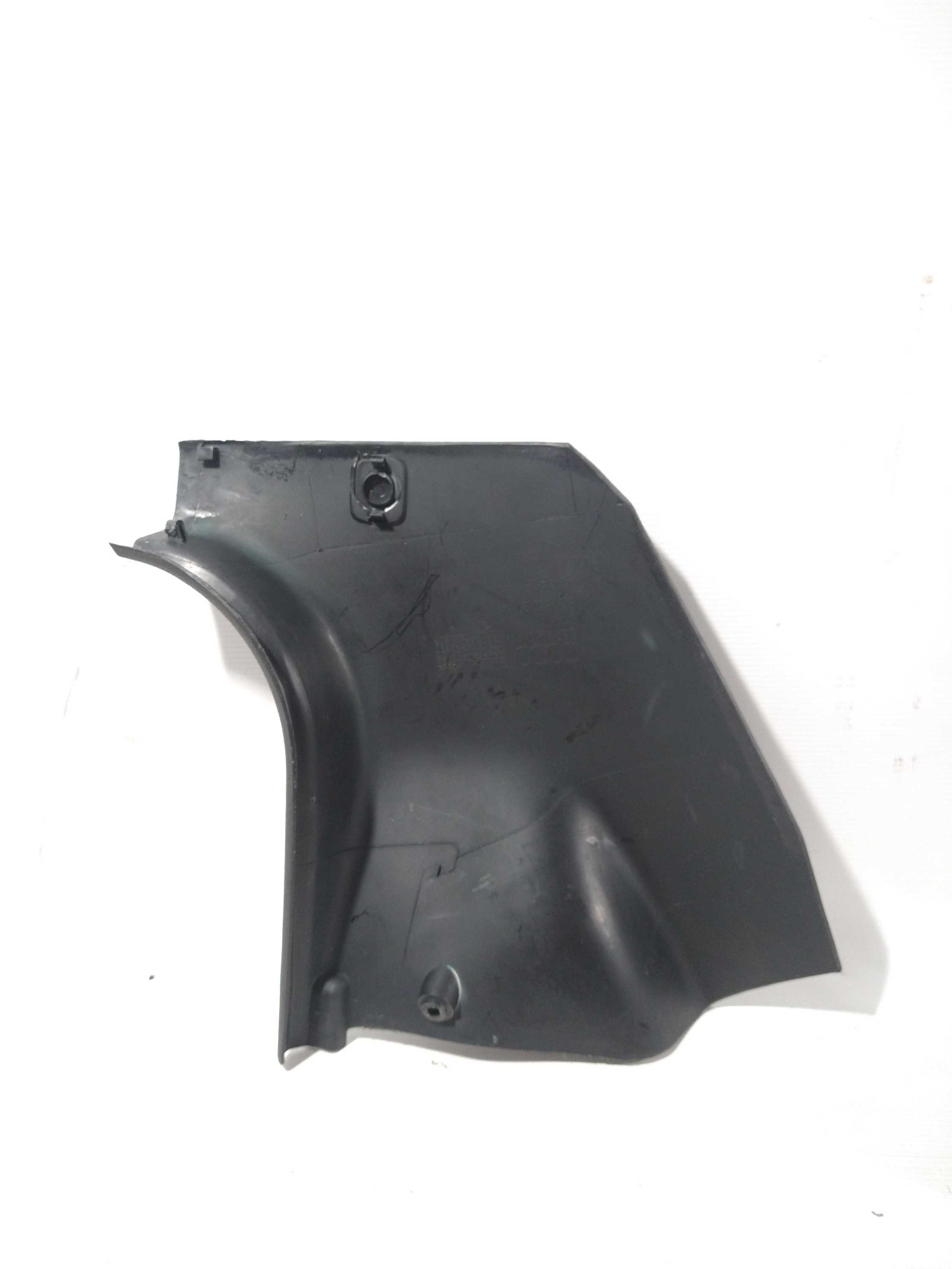 Acabamento Moldura Soleir Dianteira Esquerda Audi A4 95 1999
