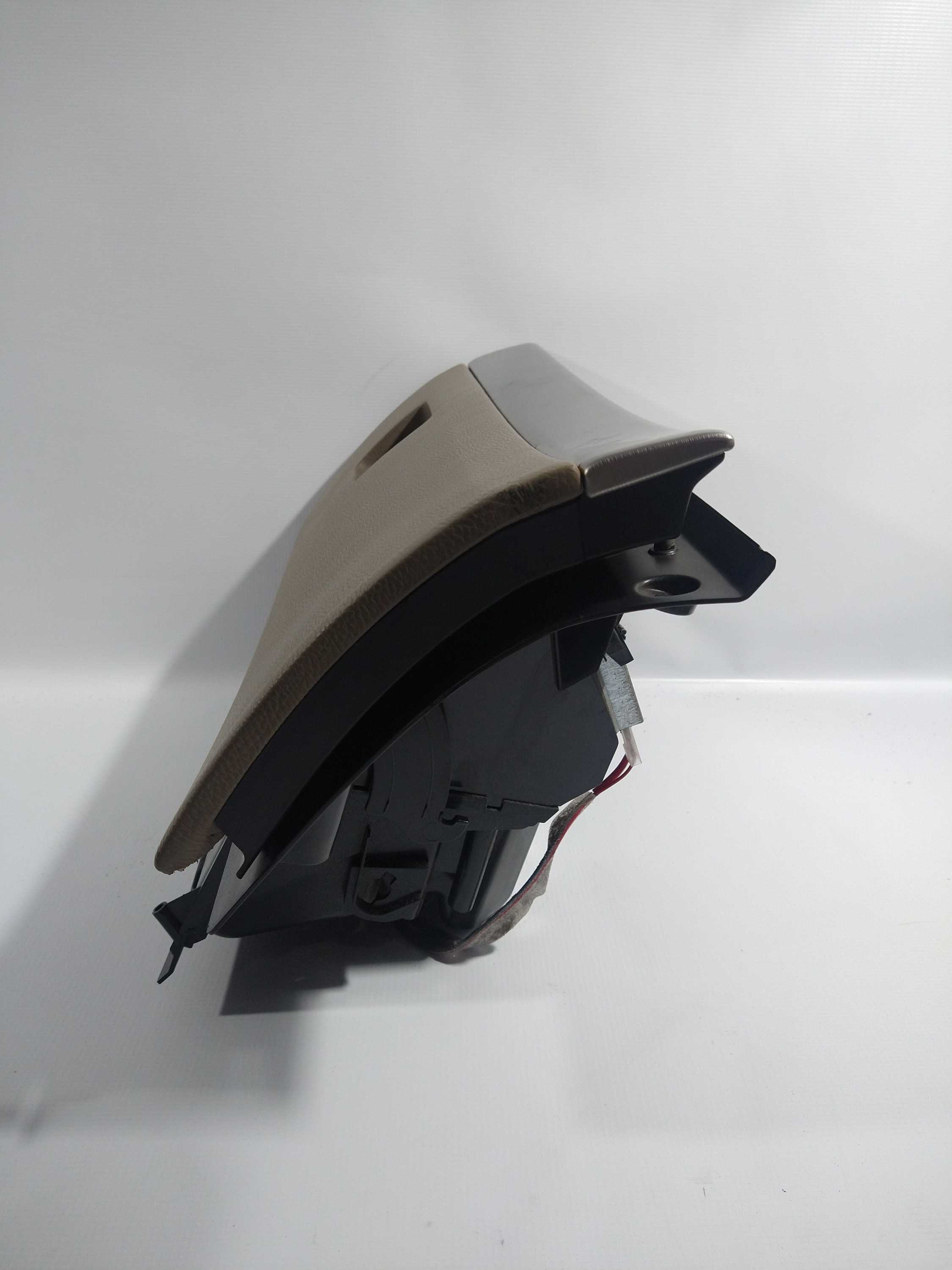 Porta Luvas Caramelo Volvo Xc90 2010 Usado Original C/detalh