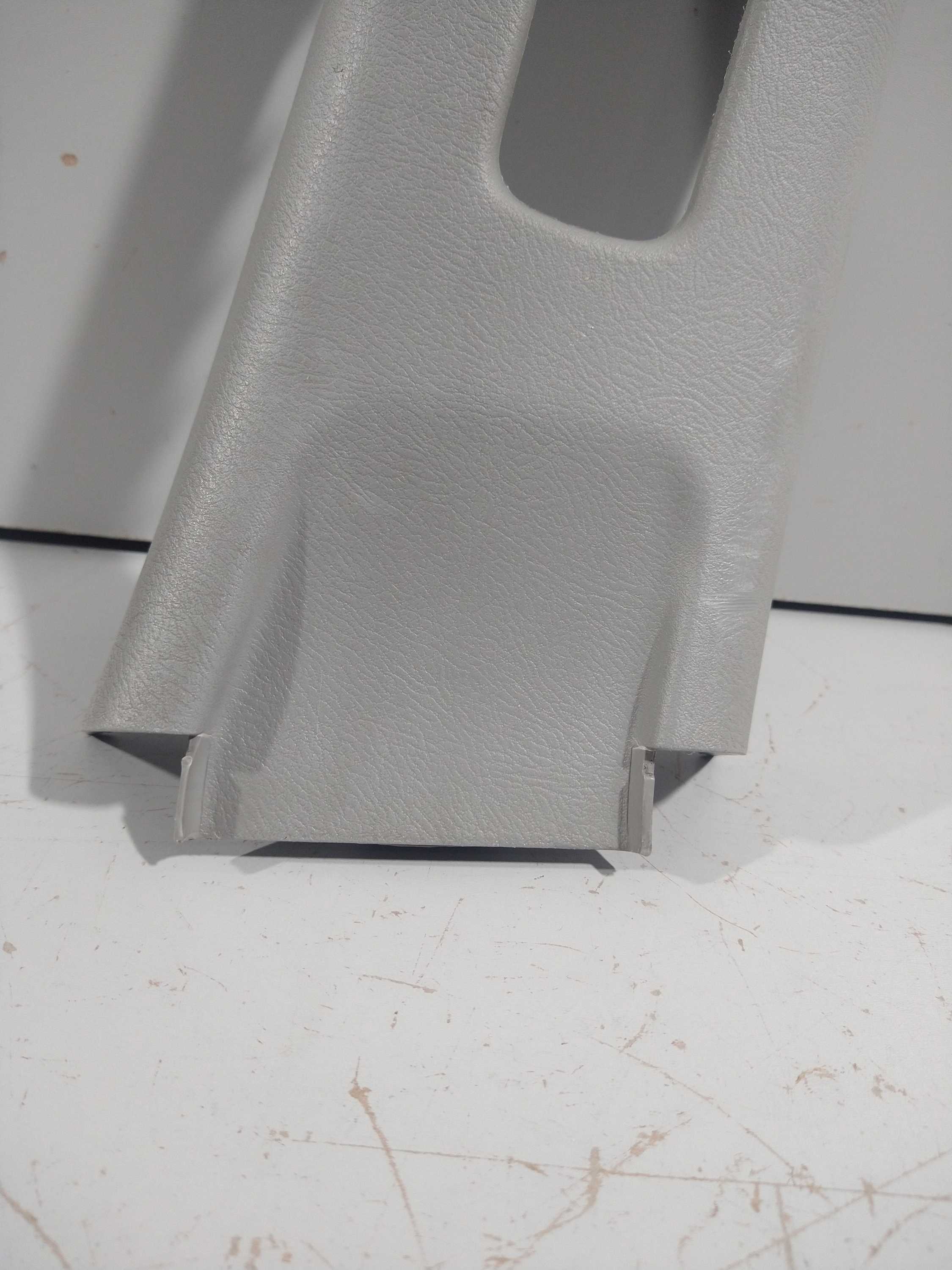 Acabamento Coluna Cinta  Diant L/d Honda Accord 2006 Usado 4