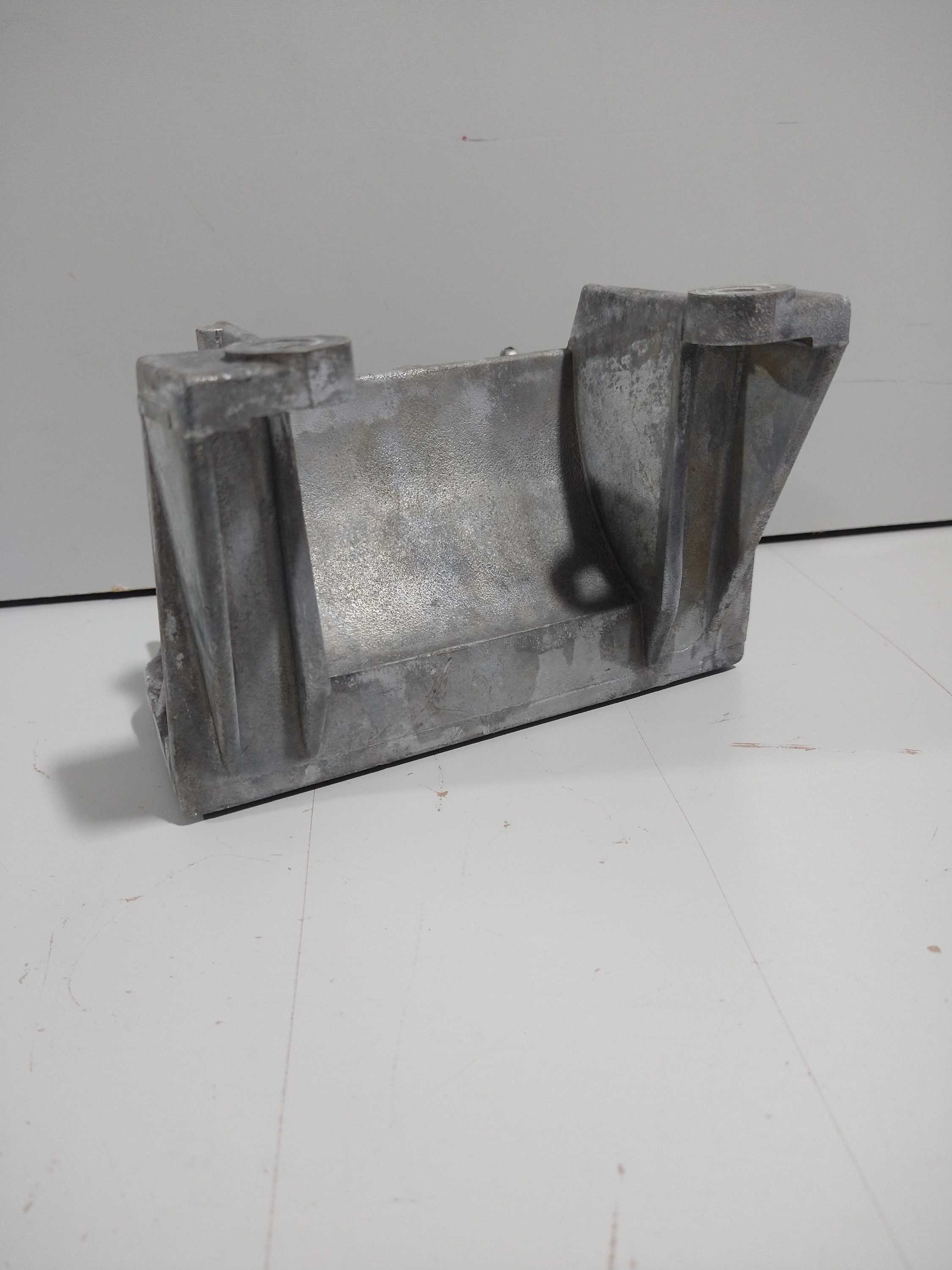 Suporte Coxim Superior Motor Ford Fiesta 97 1.0 Usado 2