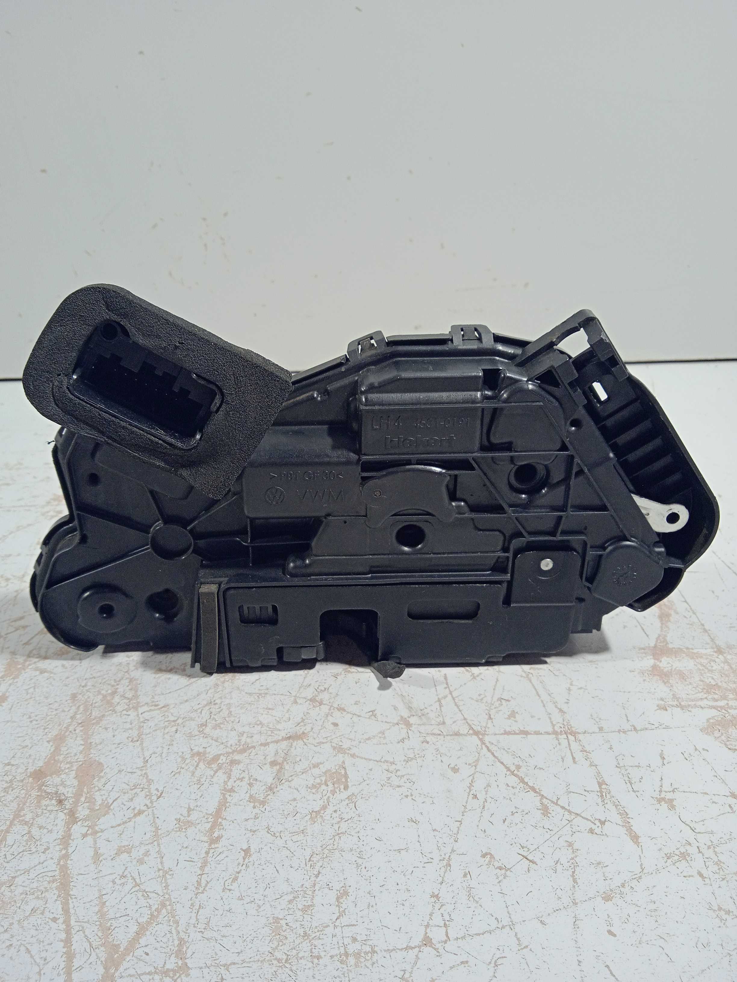 Fechadura Dianteira L/e Polo Msi 1.6 2018 Usado Original 4