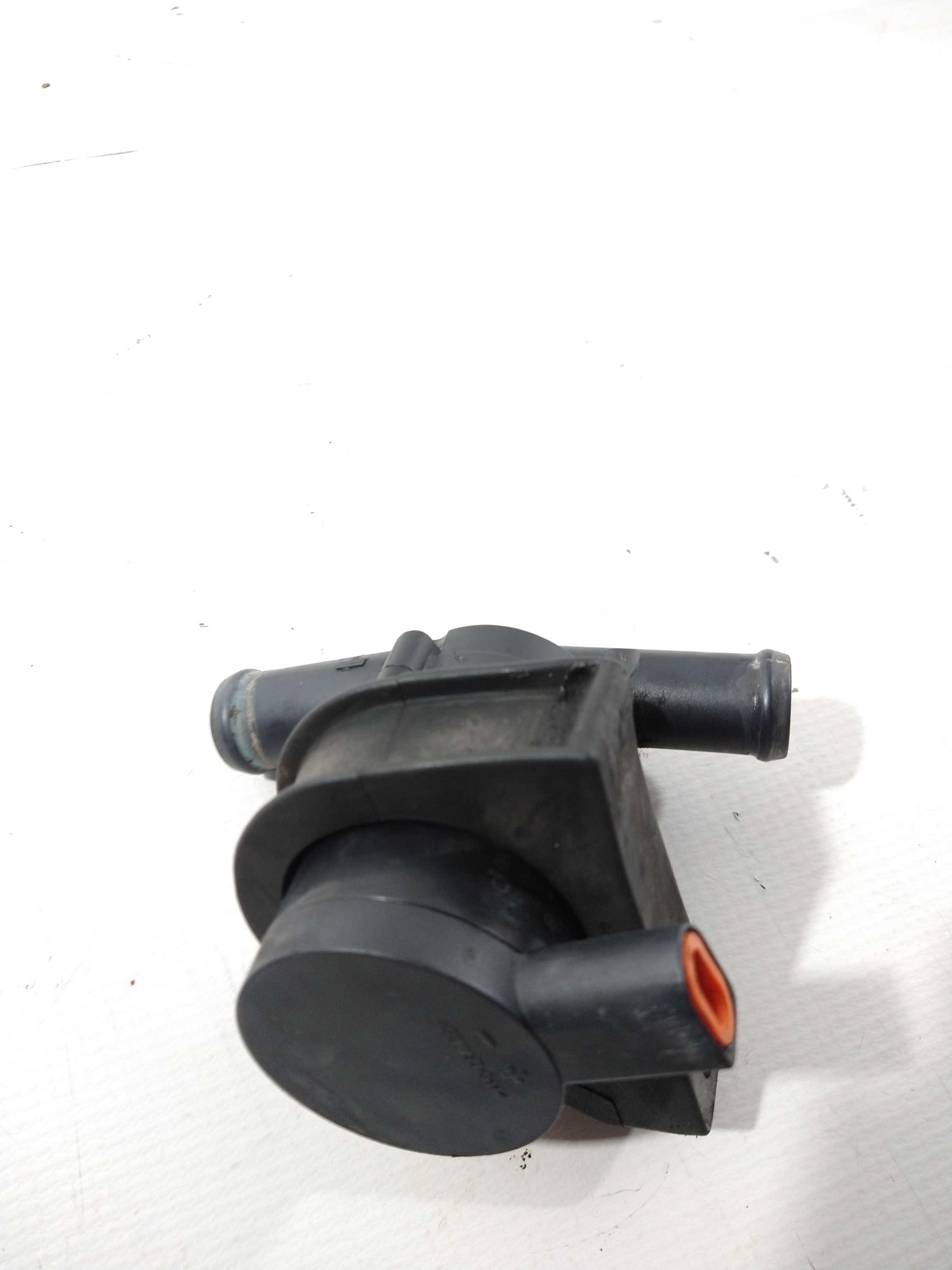Bomba Agua Auxiliar Elétrica Audi A4 2.4  2001