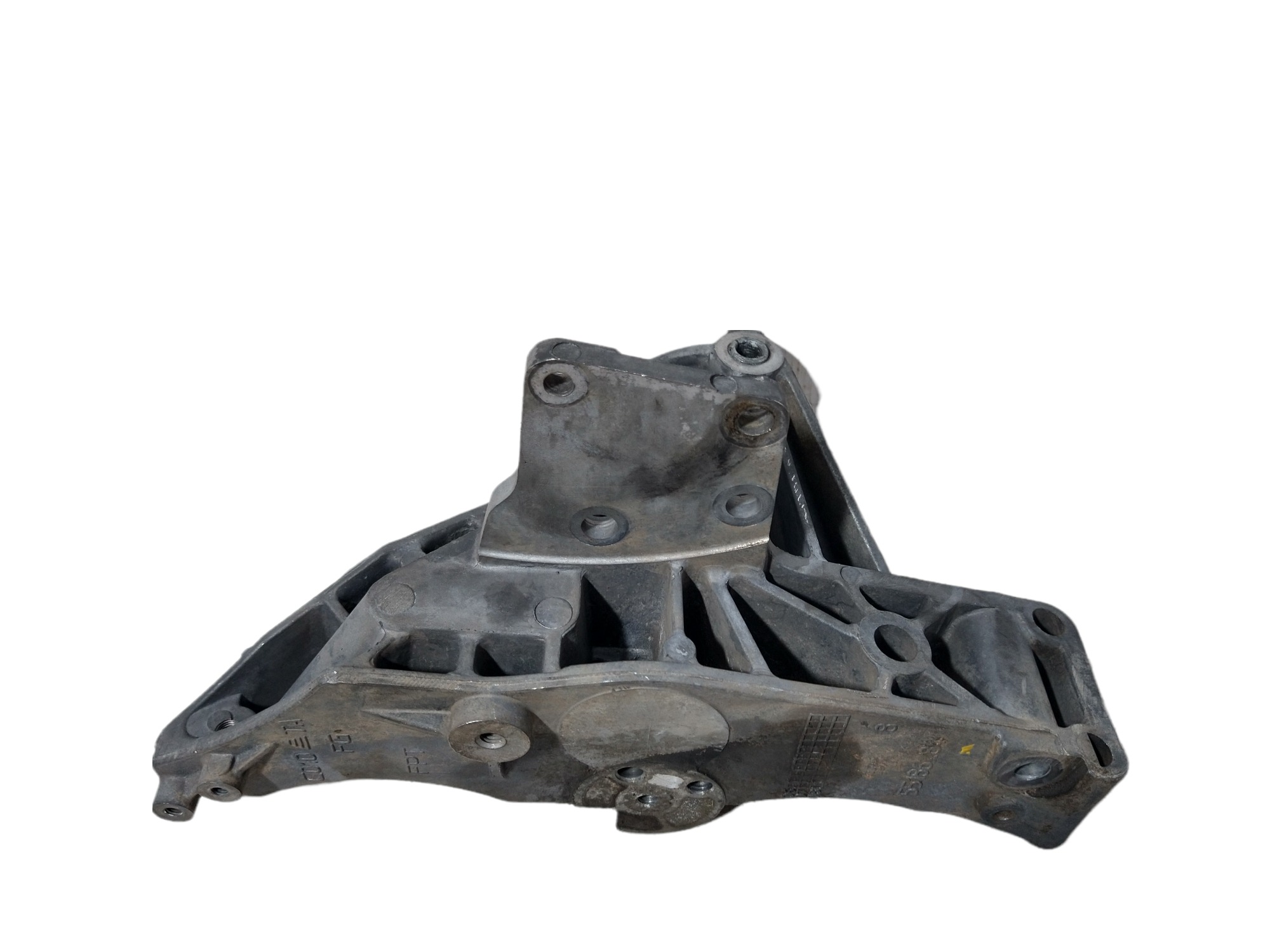 Suporte Do Compressor/alternador Fiat Idea 1.4 8v 2008