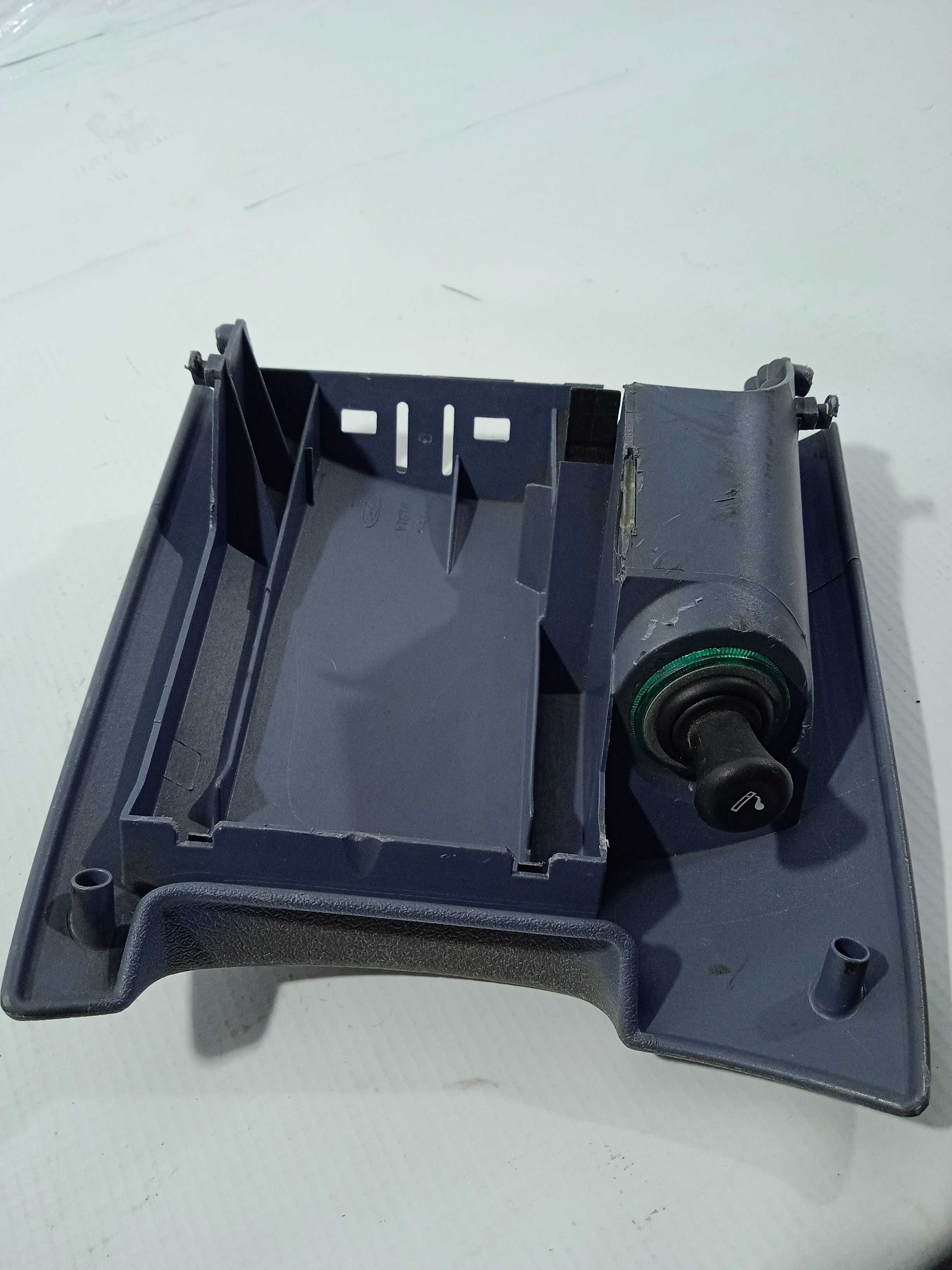 Cinzeiro Ford Ka 97 A 07 Com Acendedor 2
